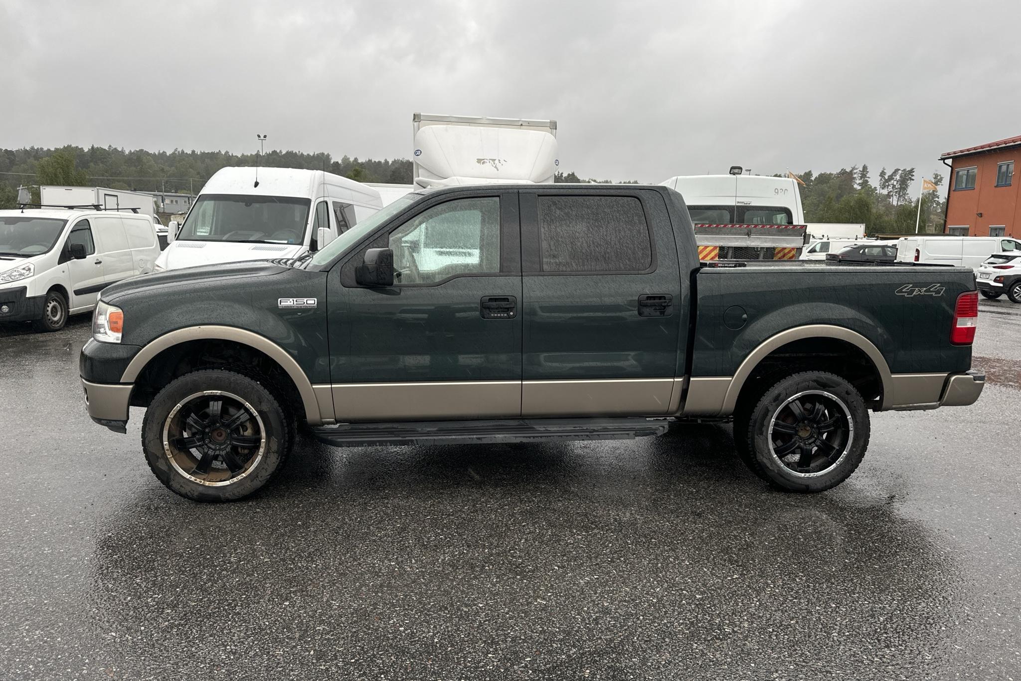 Ford F-150 5.4 V8 4WD (300hk) - 114 170 km - Automaattinen - Dark Green - 2004