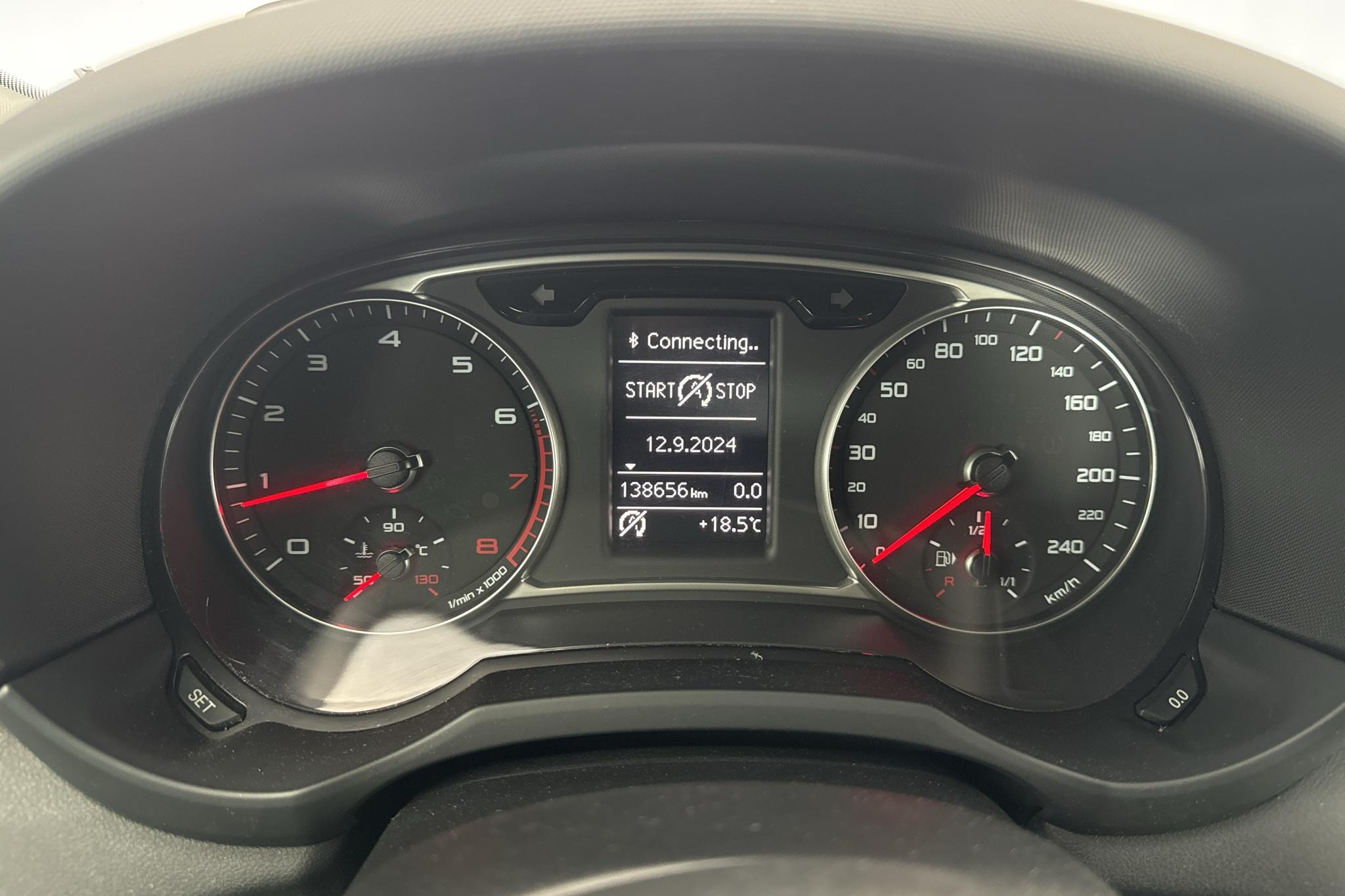 Audi A1 1.2 TFSI Sportback (86hk) - 138 650 km - Manualna - biały - 2014