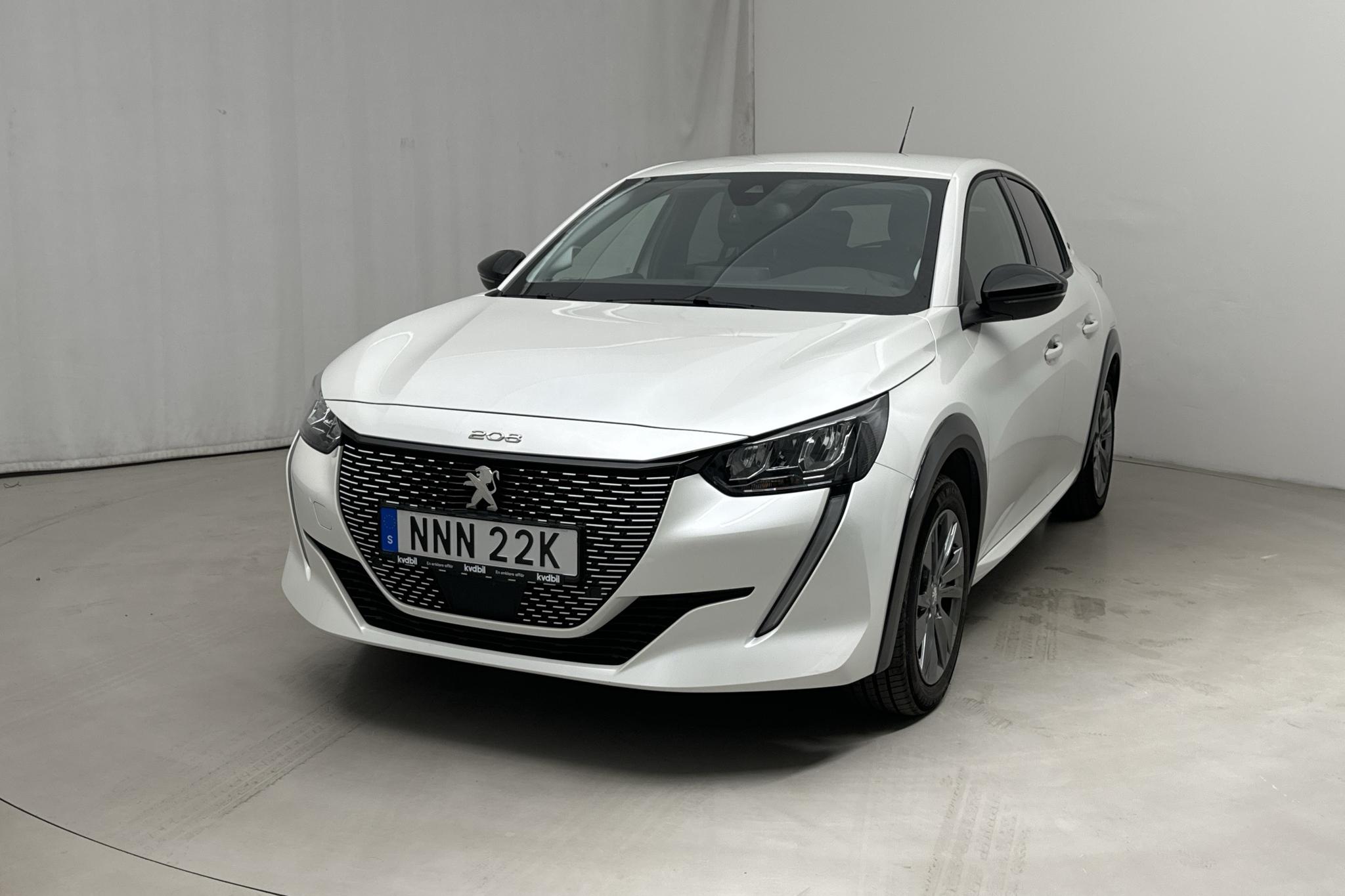 Peugeot e-208 50 kWh 5dr (136hk) - 24 950 km - Automatyczna - biały - 2022