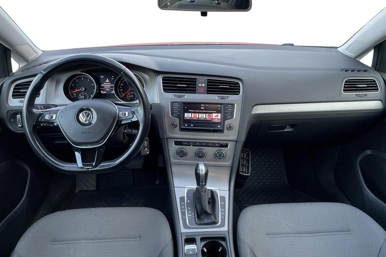 VW Golf VII 1.4 TGI 5dr (110hk) - 132 430 km - Automatyczna - czerwony - 2017