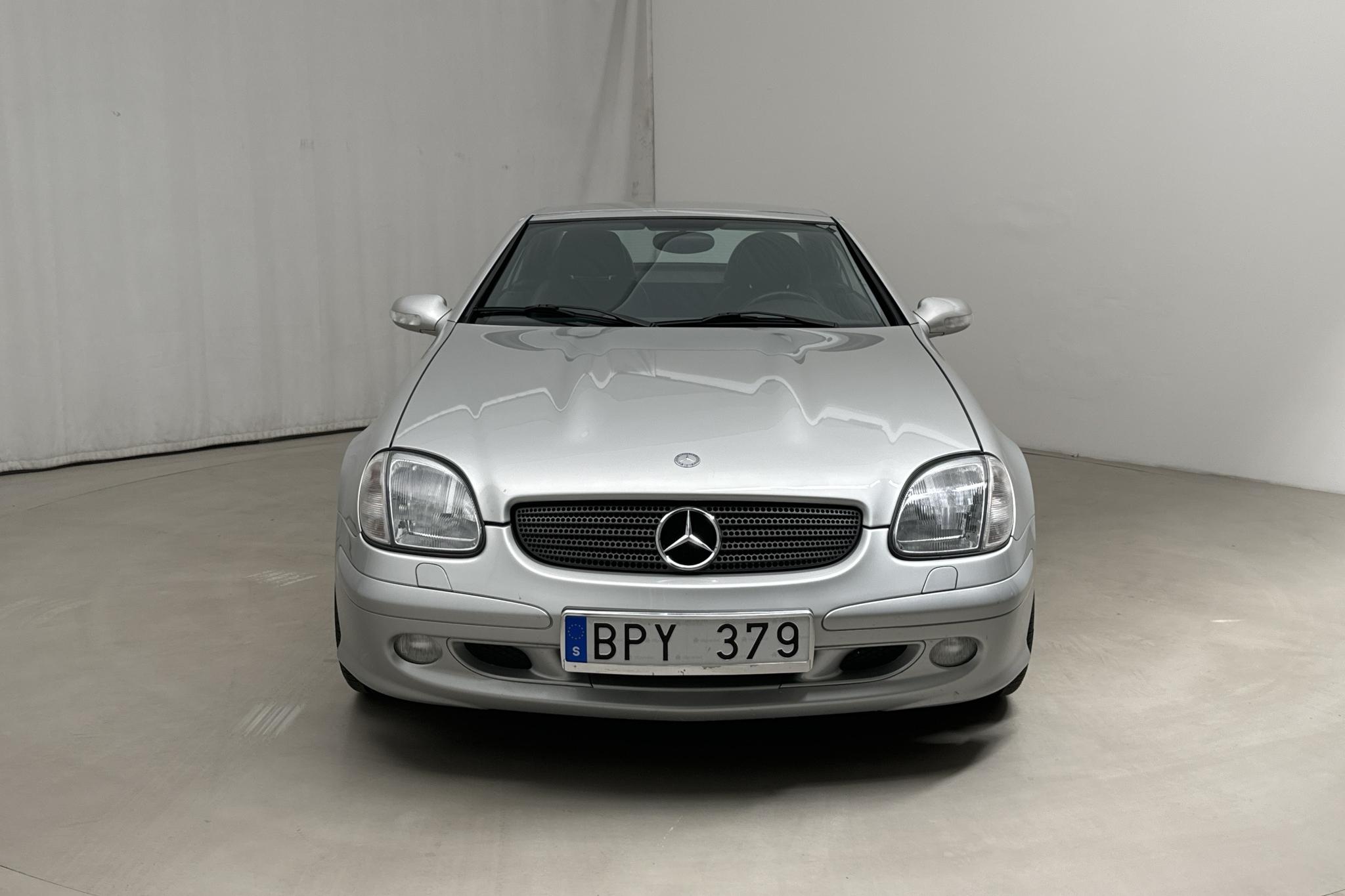 Mercedes SLK 320 R170 (218hk) - 115 040 km - Automatic - silver - 2003