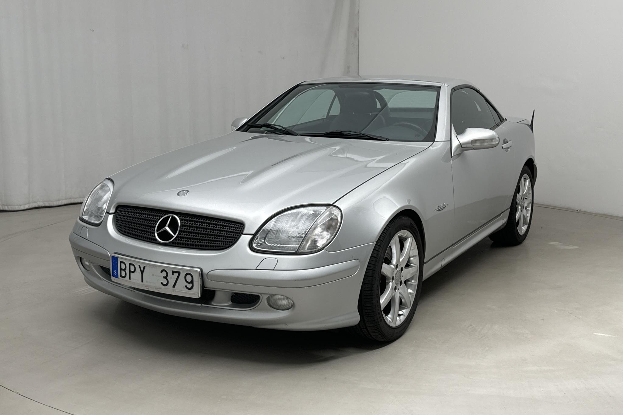 Mercedes SLK 320 R170 (218hk) - 11 504 mil - Automat - silver - 2003