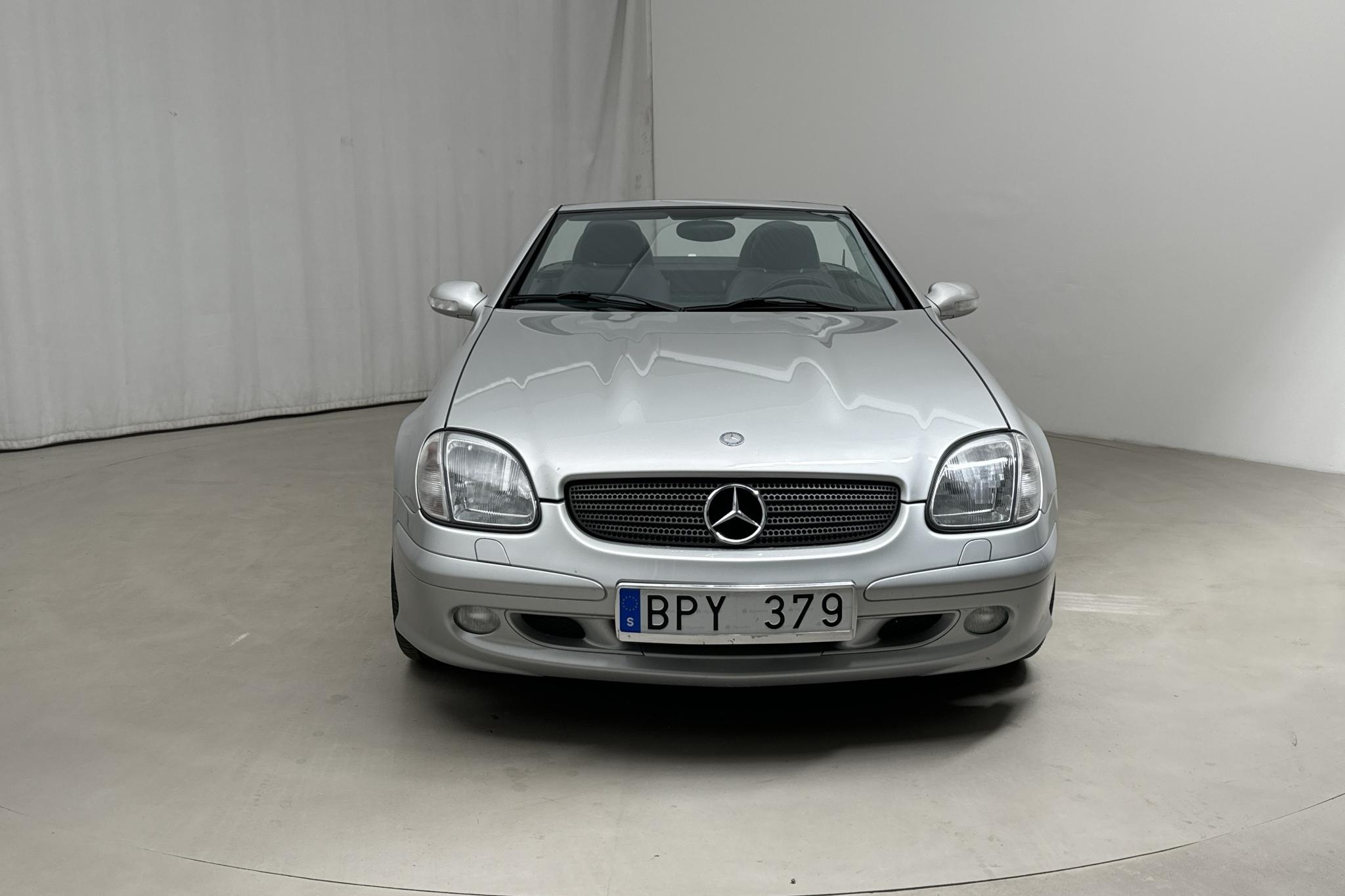 Mercedes SLK 320 R170 (218hk) - 11 504 mil - Automat - silver - 2003