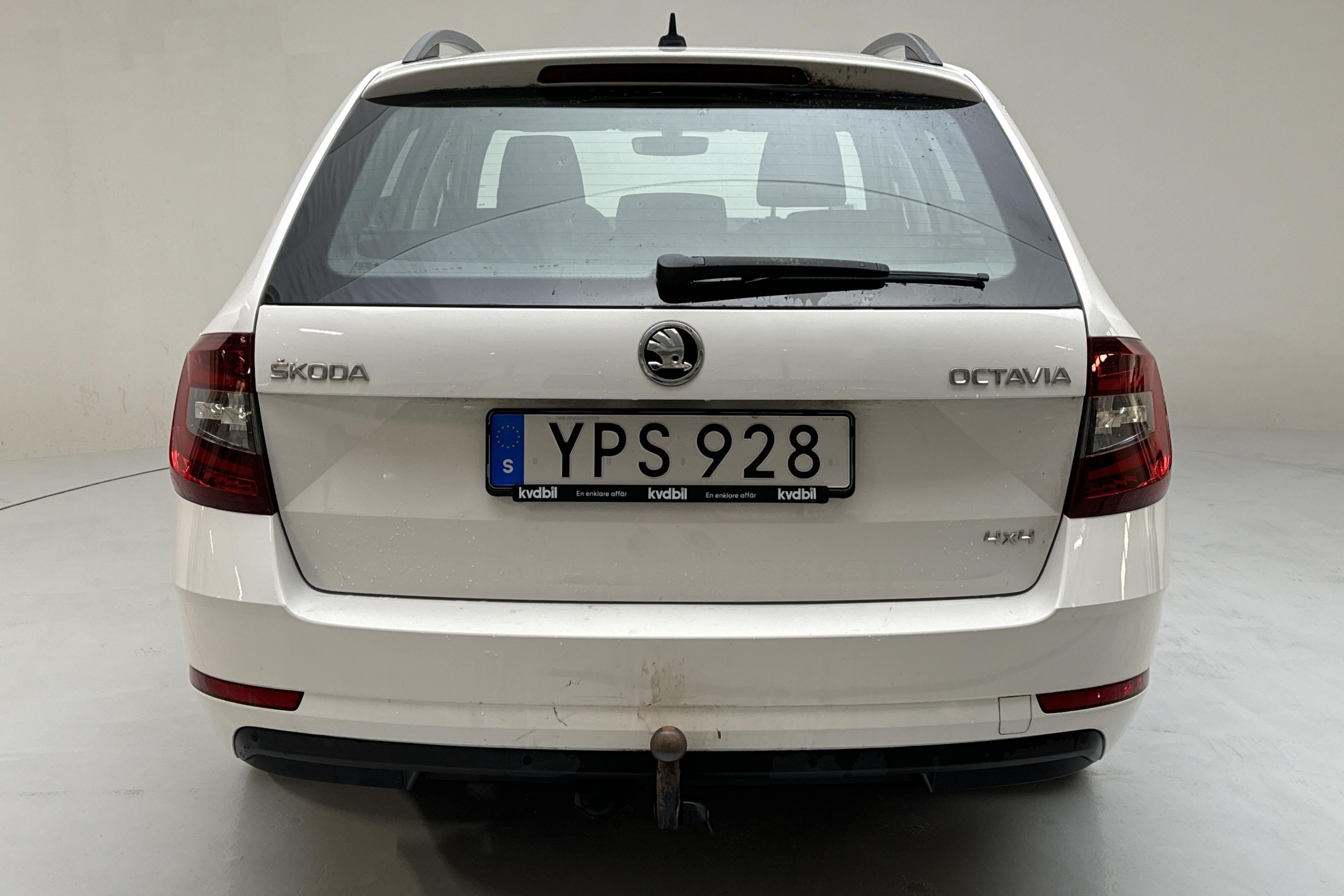 Skoda Octavia III 2.0 TDI CR Combi 4x4 (150hk) - 18 927 mil - Manuell - vit - 2018