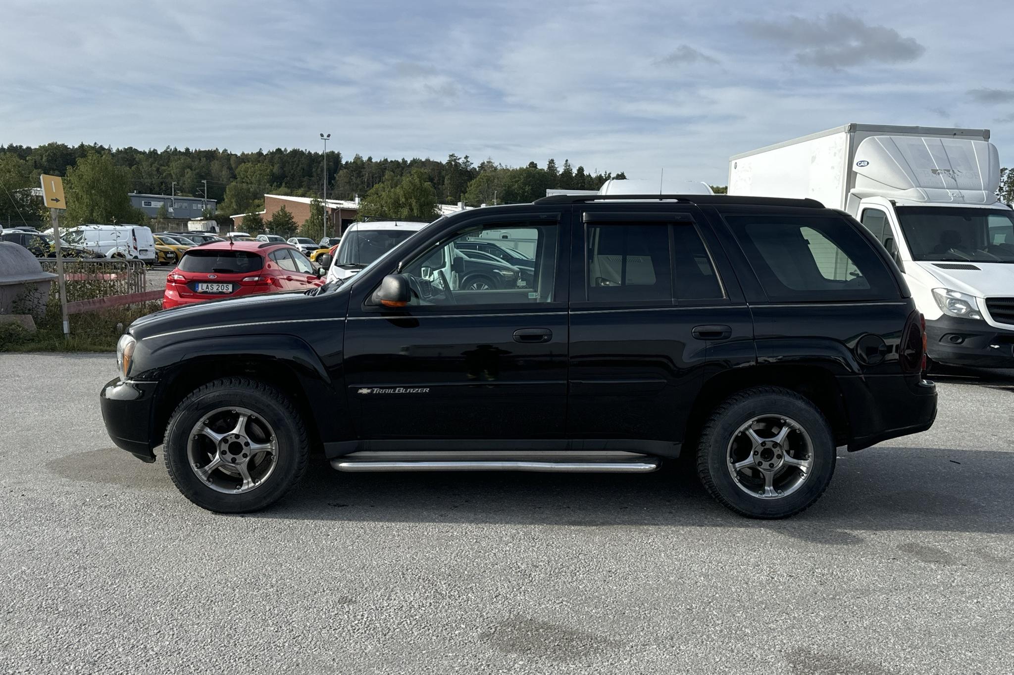 Chevrolet Trail Blazer 4.2 (273hk) - 144 000 km - Automaattinen - musta - 2002