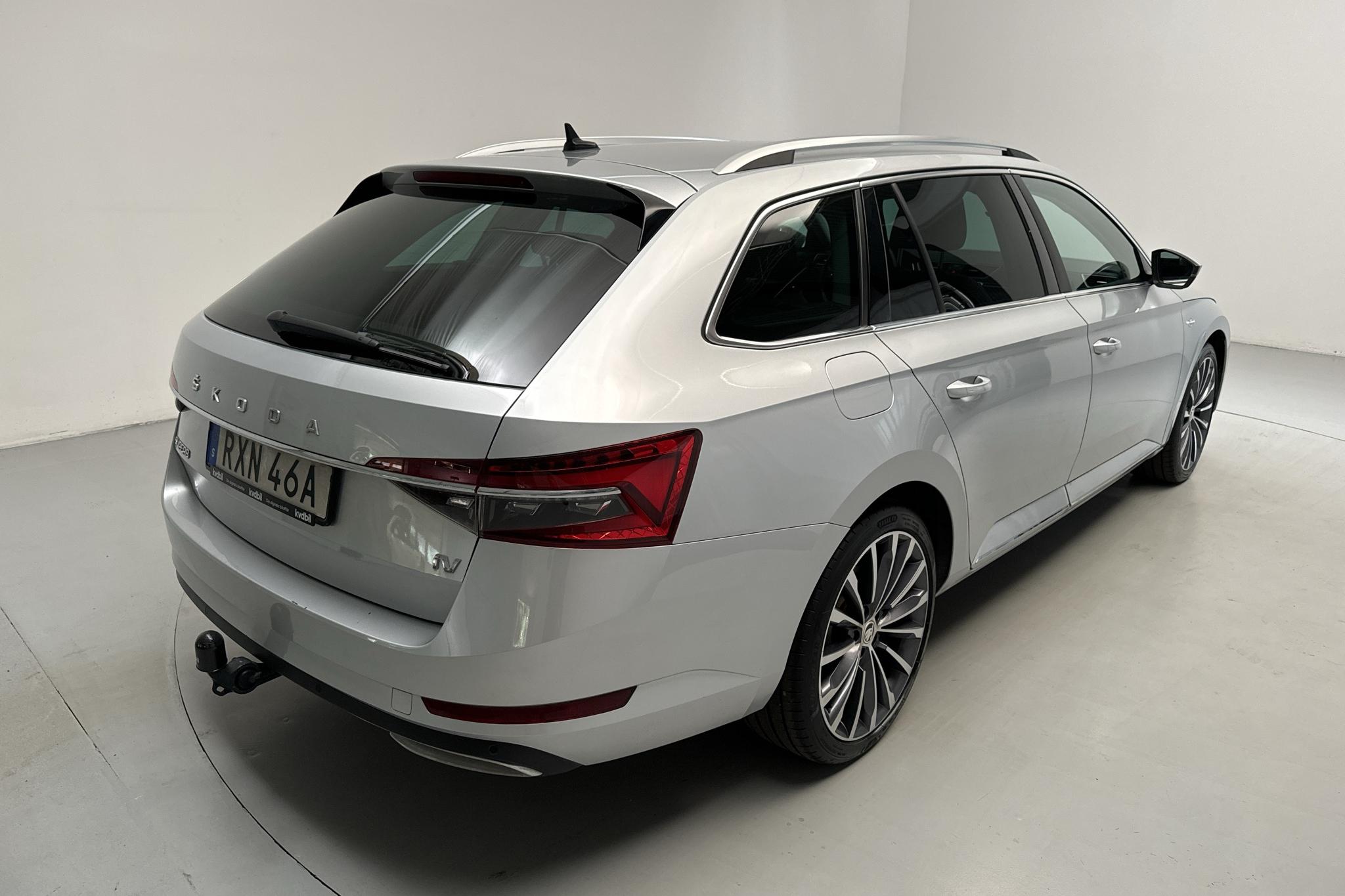 Skoda Superb 1.4 TSI PHEV Kombi (218hk) - 53 850 km - Automaatne - hõbe - 2021