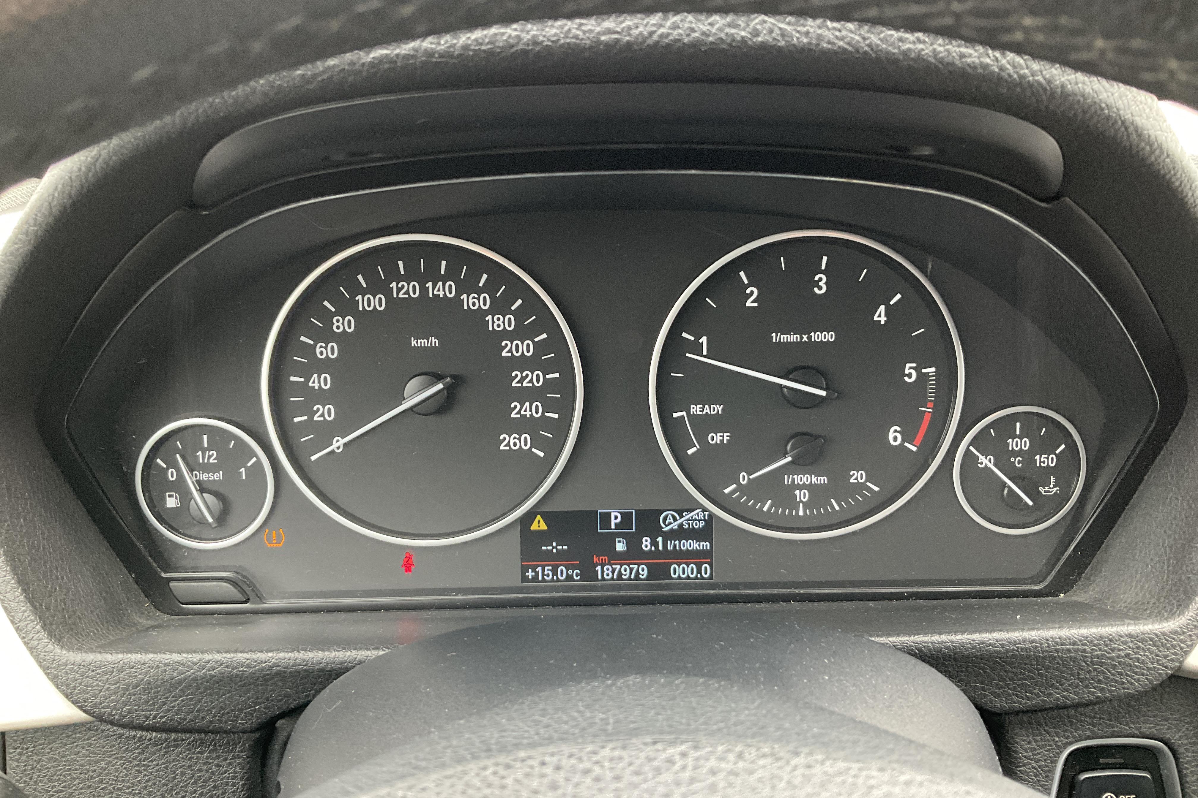 BMW 320d Touring, F31 (184hk) - 187 980 km - Automatyczna - biały - 2015