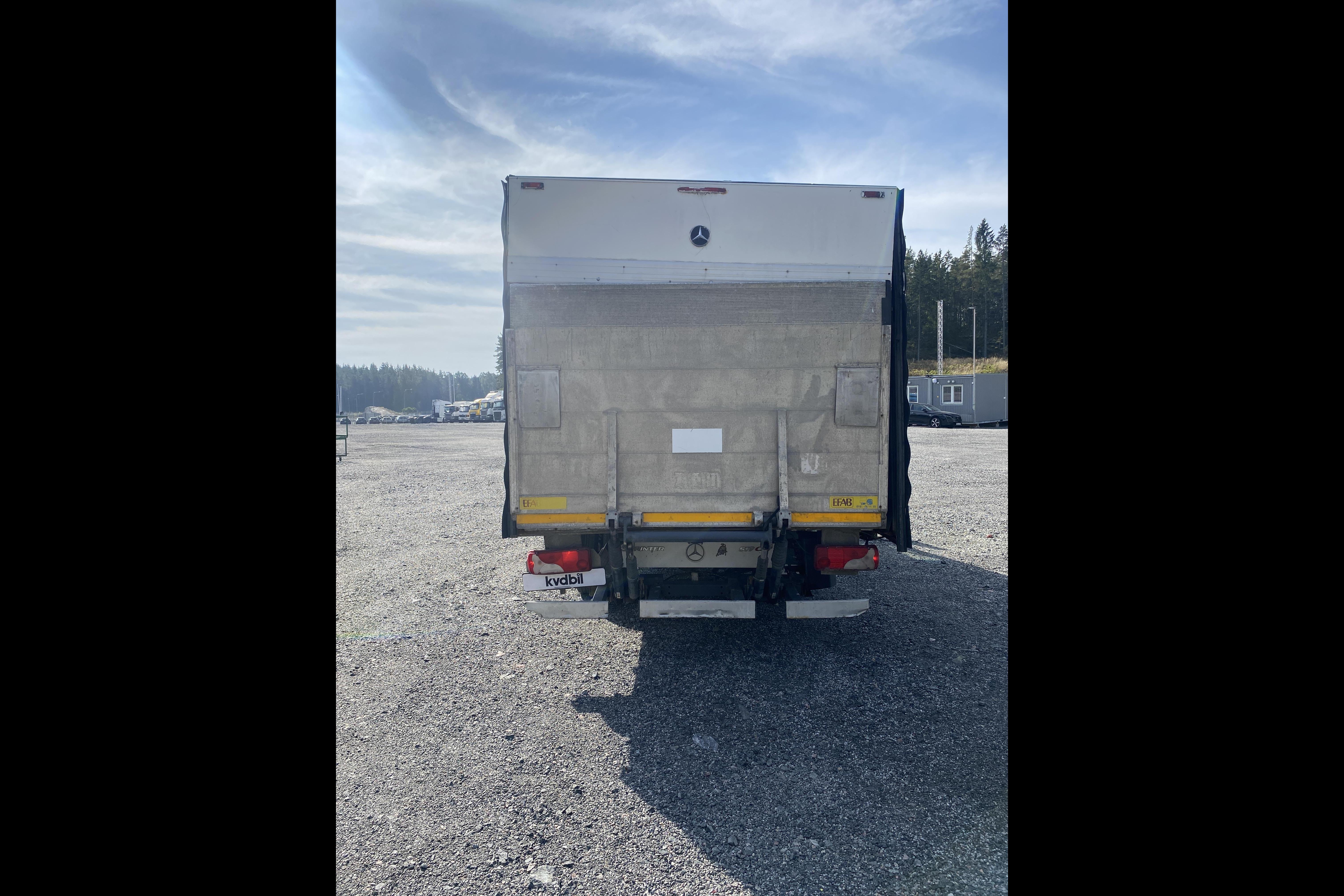 Mercedes Sprinter 519 CDI Pickup/Chassi (190hk) - 259 585 km - Automaattinen - valkoinen - 2012