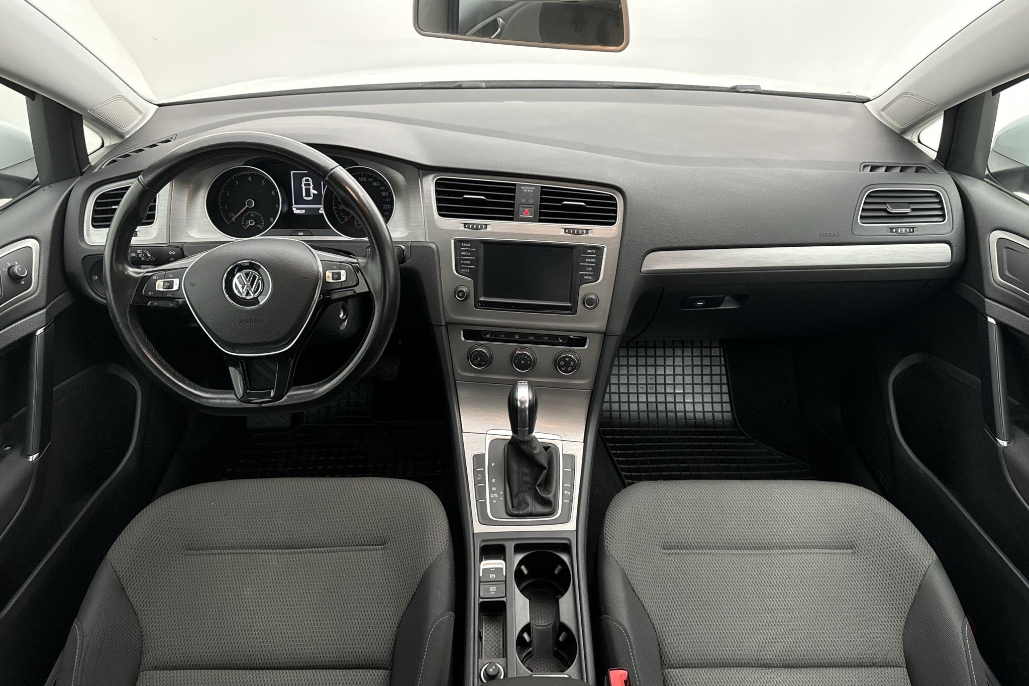 VW Golf VII 1.2 TSI 5dr (110hk) - 100 520 km - Automatyczna - biały - 2016