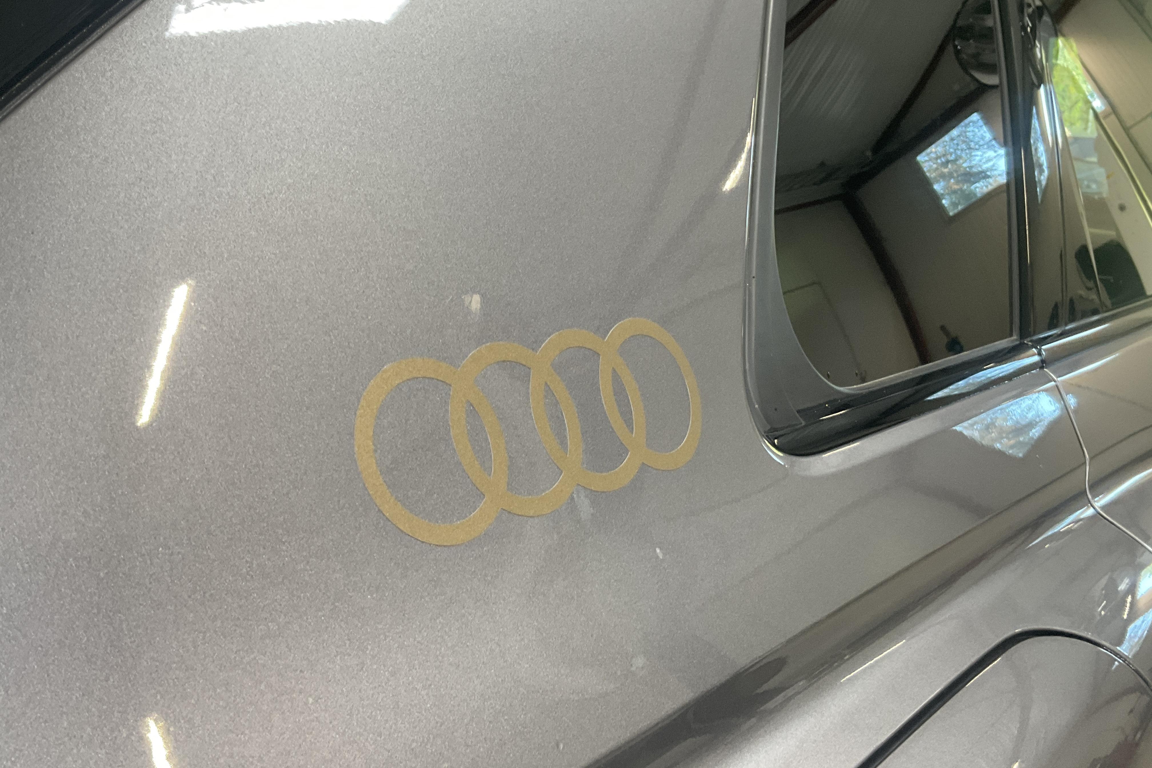 Audi Q4 50 e-tron quattro 77 kWh (299hk) - 45 600 km - Automatyczna - szary - 2022