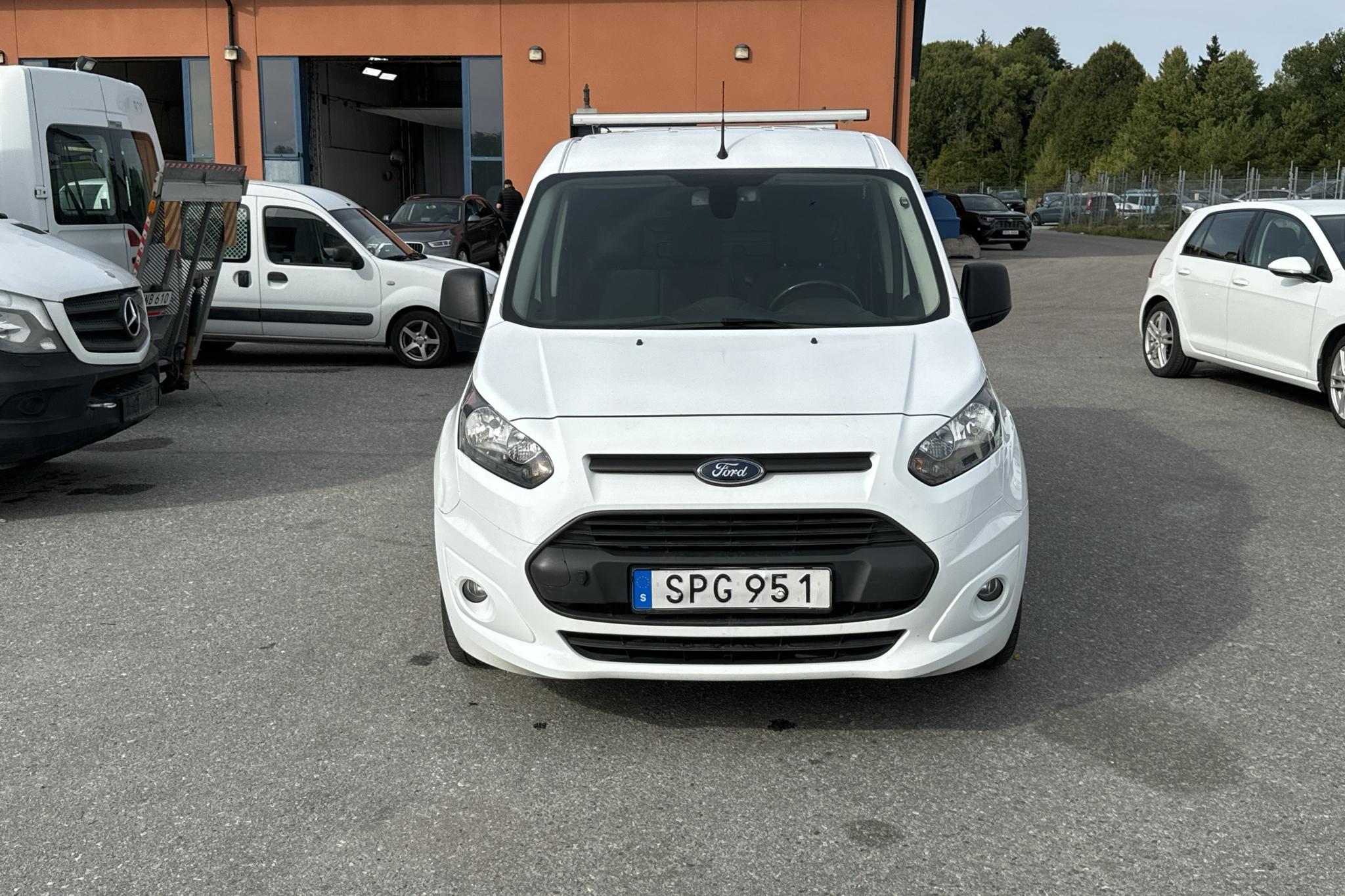 Ford Transit Connect 1.5 TDCi (100hk) - 92 440 km - Manualna - biały - 2018