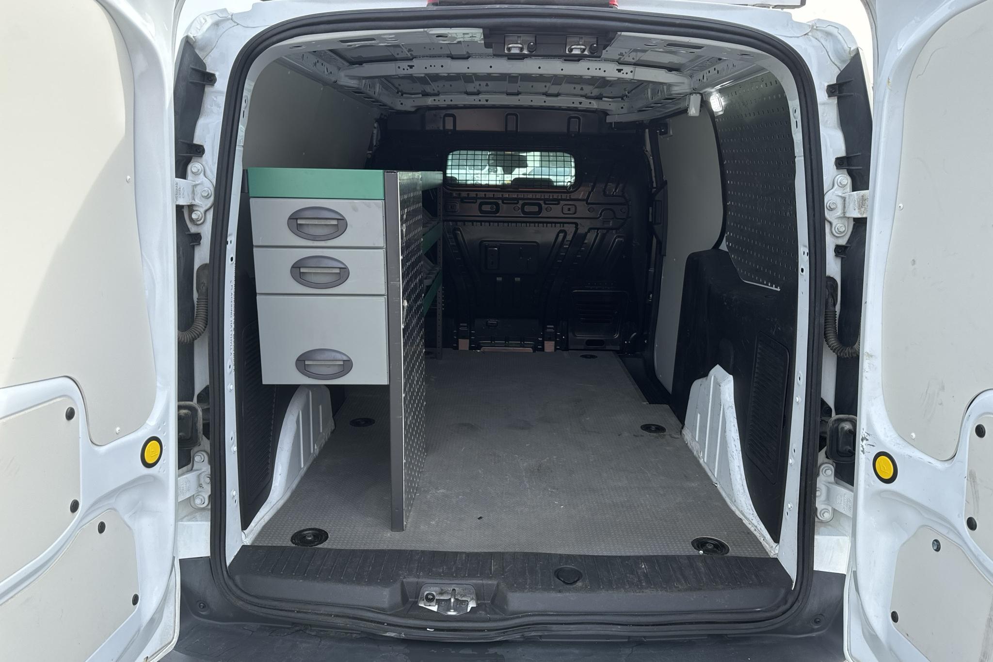 Ford Transit Connect 1.5 TDCi (100hk) - 92 440 km - Manuaalinen - valkoinen - 2018