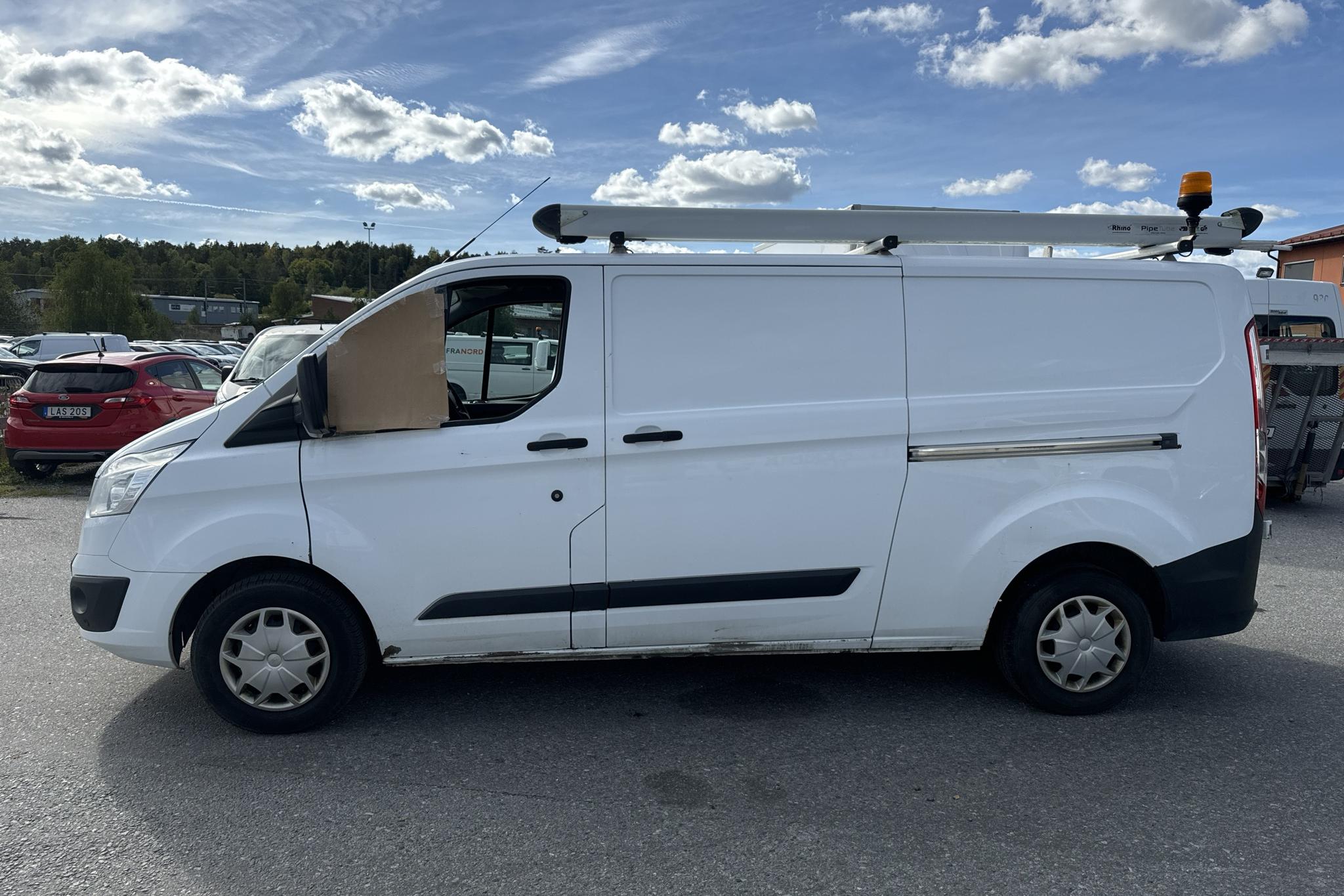 Ford Transit Custom 290 (125hk) - 246 310 km - Manuaalinen - valkoinen - 2016