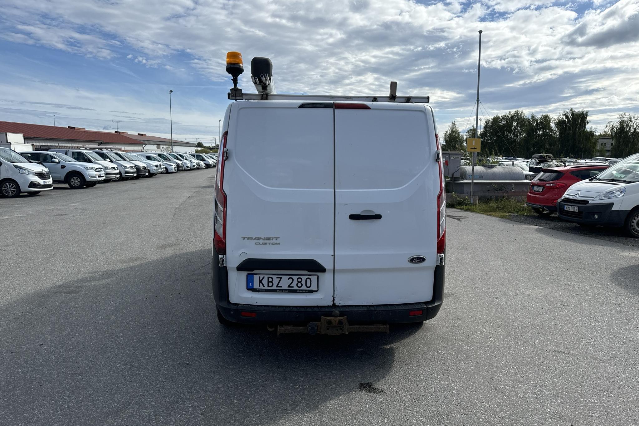 Ford Transit Custom 290 (125hk) - 246 310 km - Manualna - biały - 2016