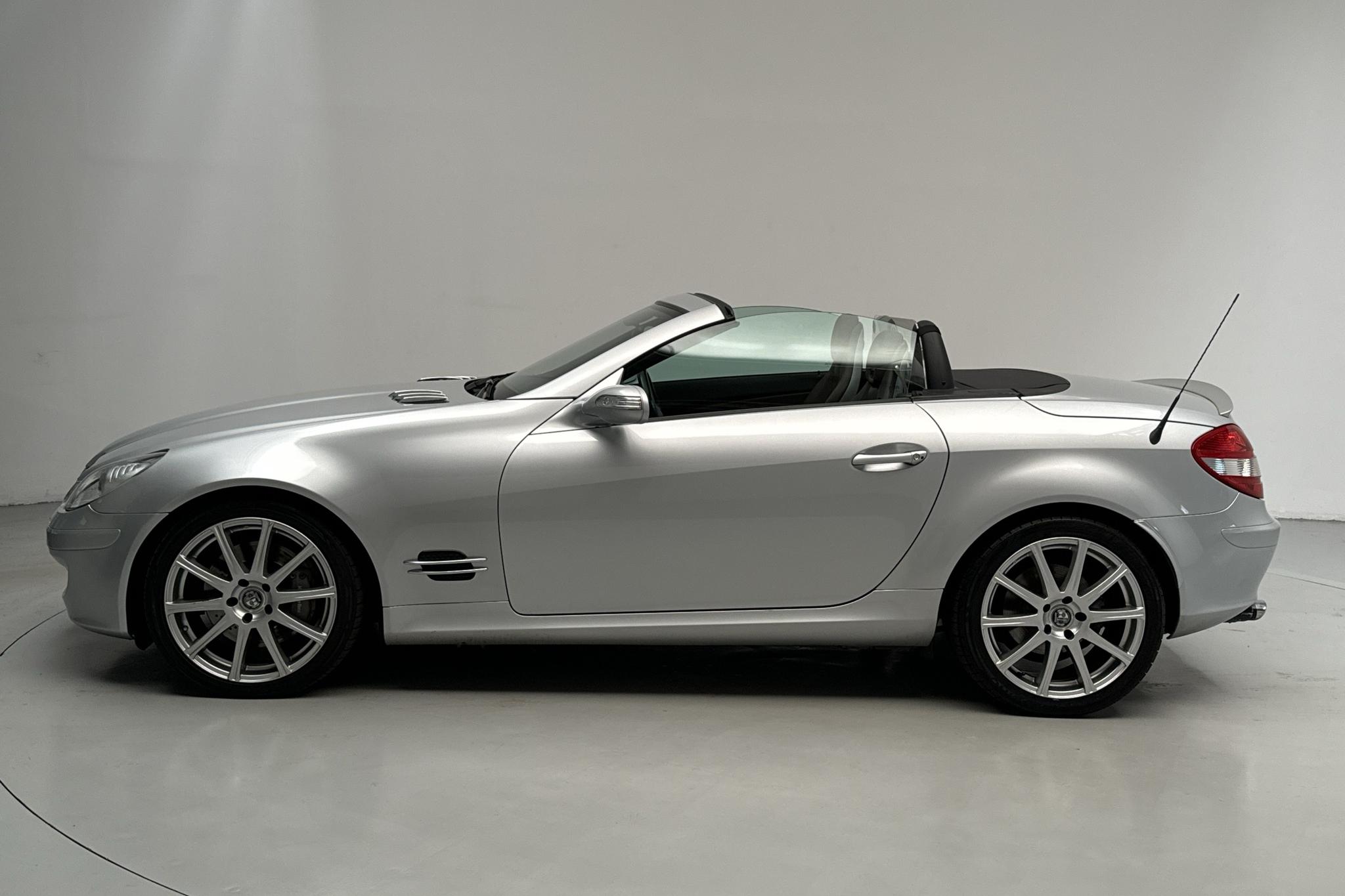 Mercedes SLK 350 R171 (272hk) - 78 200 km - Manualna - srebro - 2005