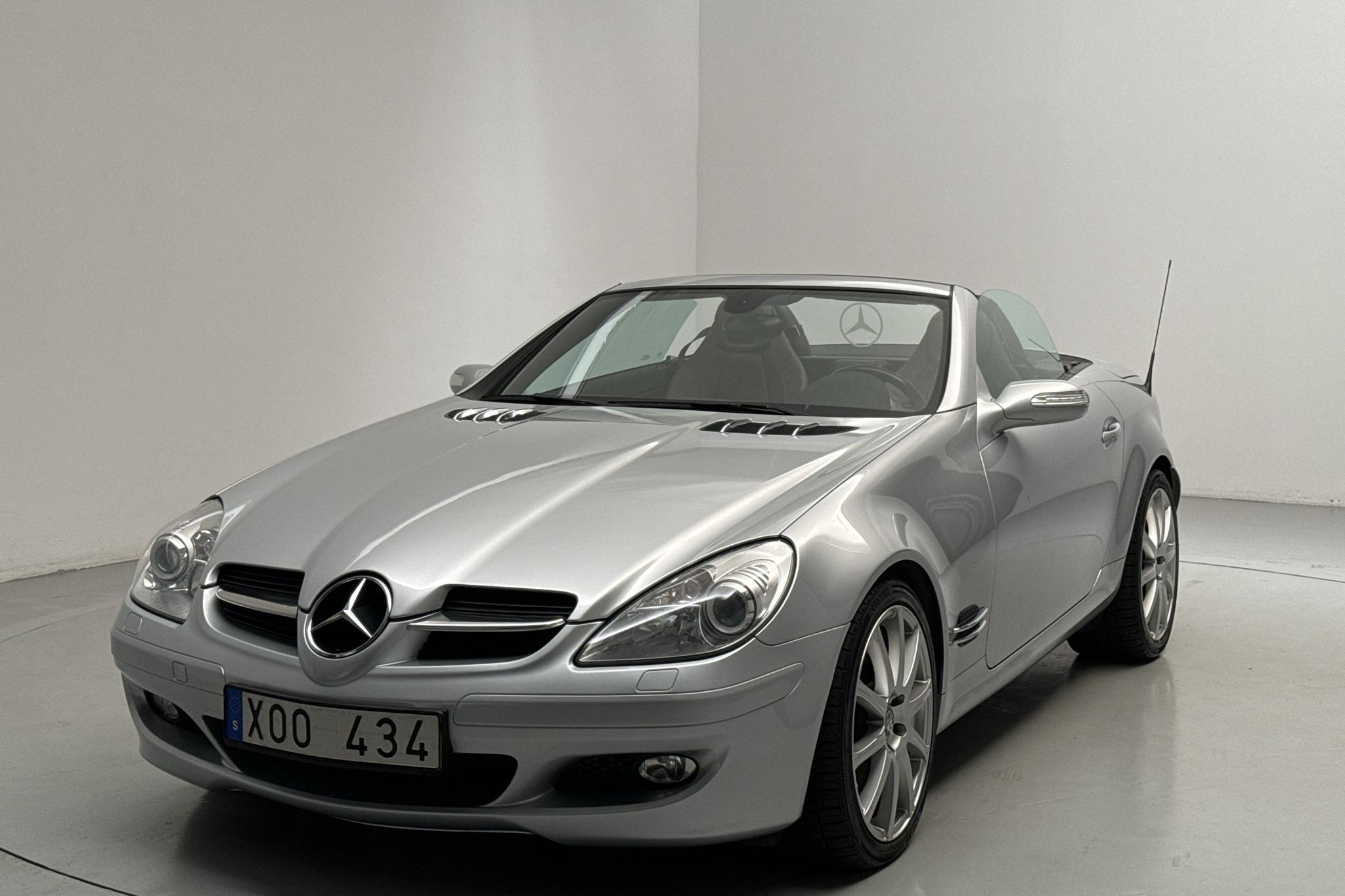 Mercedes SLK 350 R171 (272hk) - 78 200 km - Käsitsi - hõbe - 2005