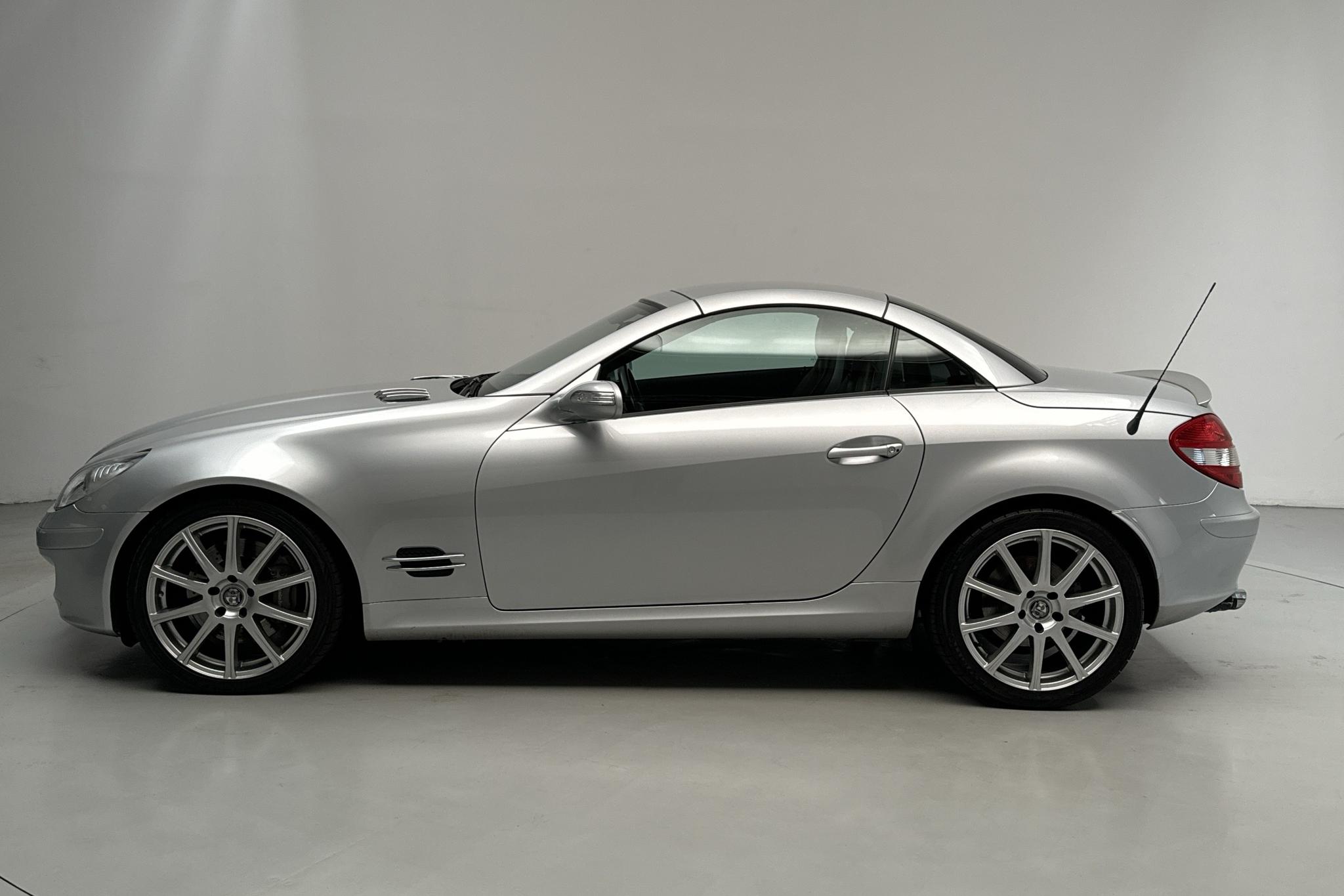 Mercedes SLK 350 R171 (272hk) - 78 200 km - Manual - silver - 2005