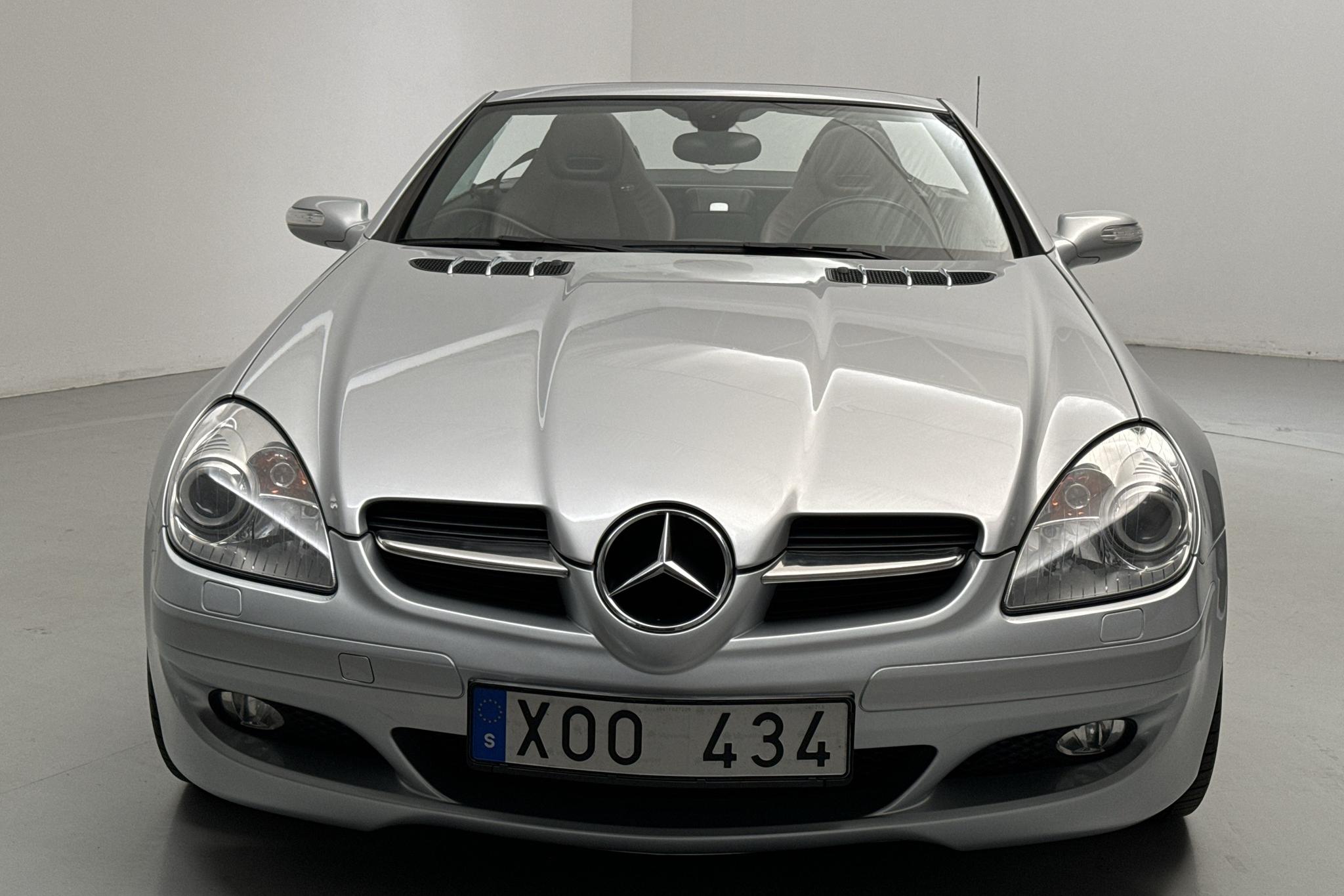 Mercedes SLK 350 R171 (272hk) - 78 200 km - Manualna - srebro - 2005