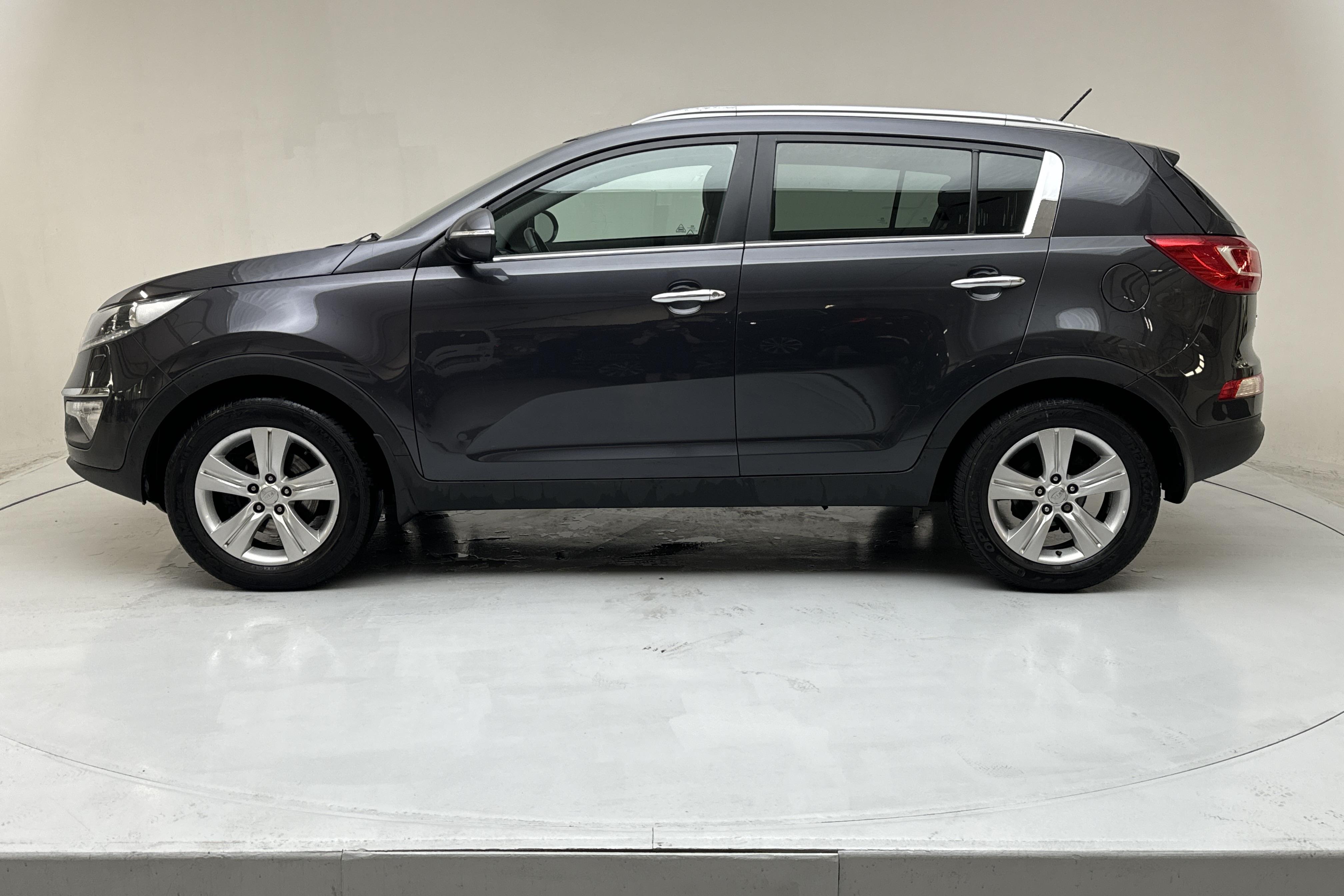 KIA Sportage 1.7 CRDi 2WD (115hk) - 20 771 mil - Manuell - grå - 2013