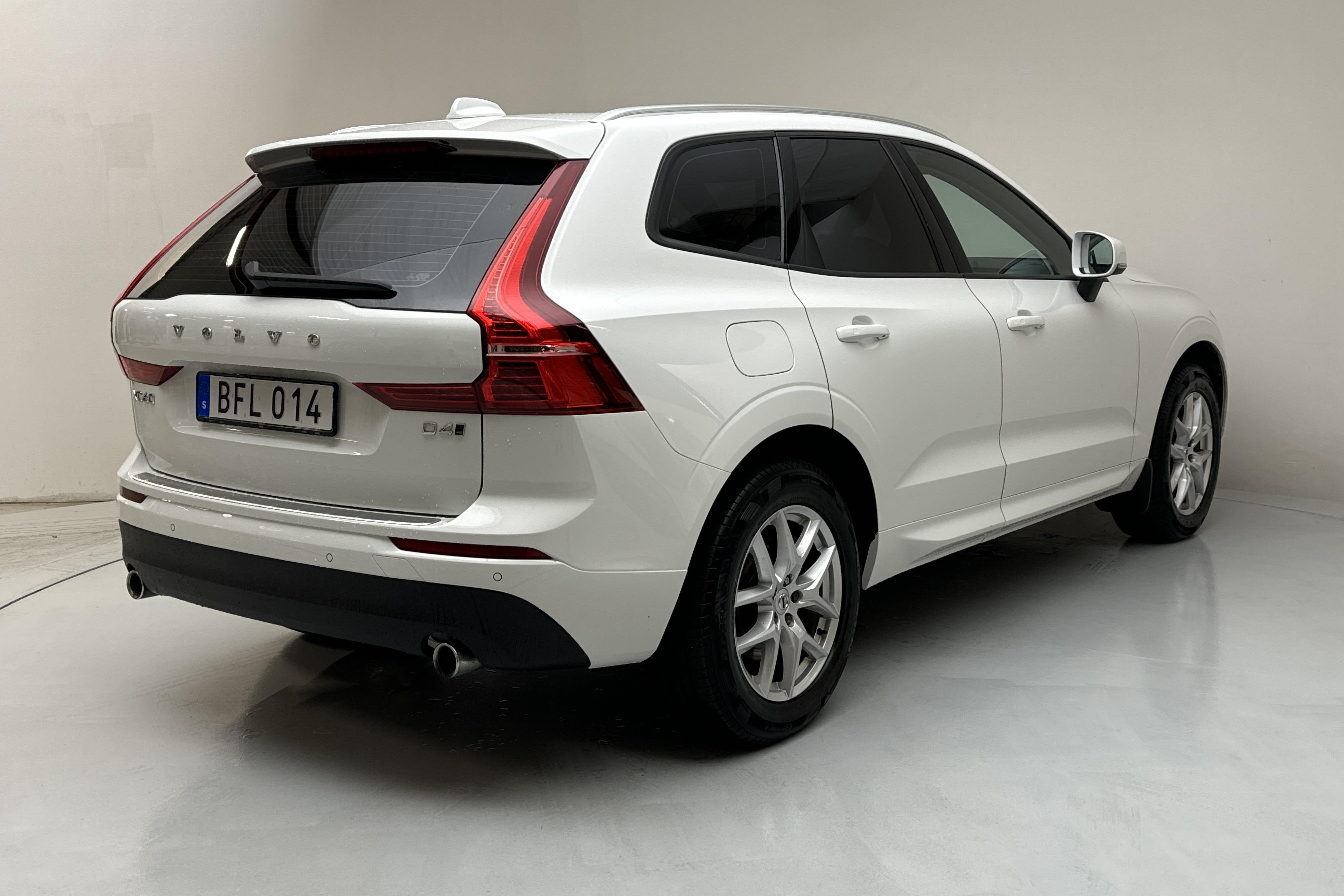 Volvo XC60 D4 AWD (190hk) - 10 501 mil - Automat - vit - 2018