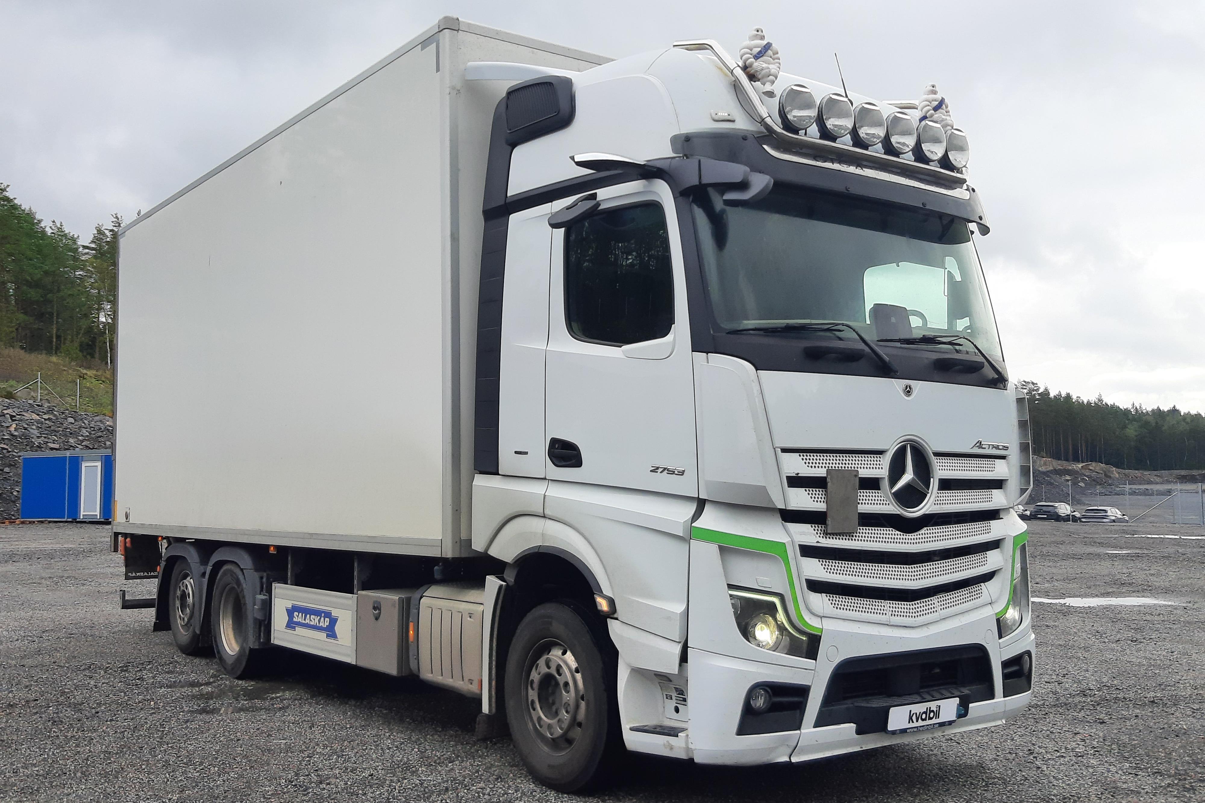 Mercedes ACTROS - 597 205 km - Automatyczna - biały - 2020