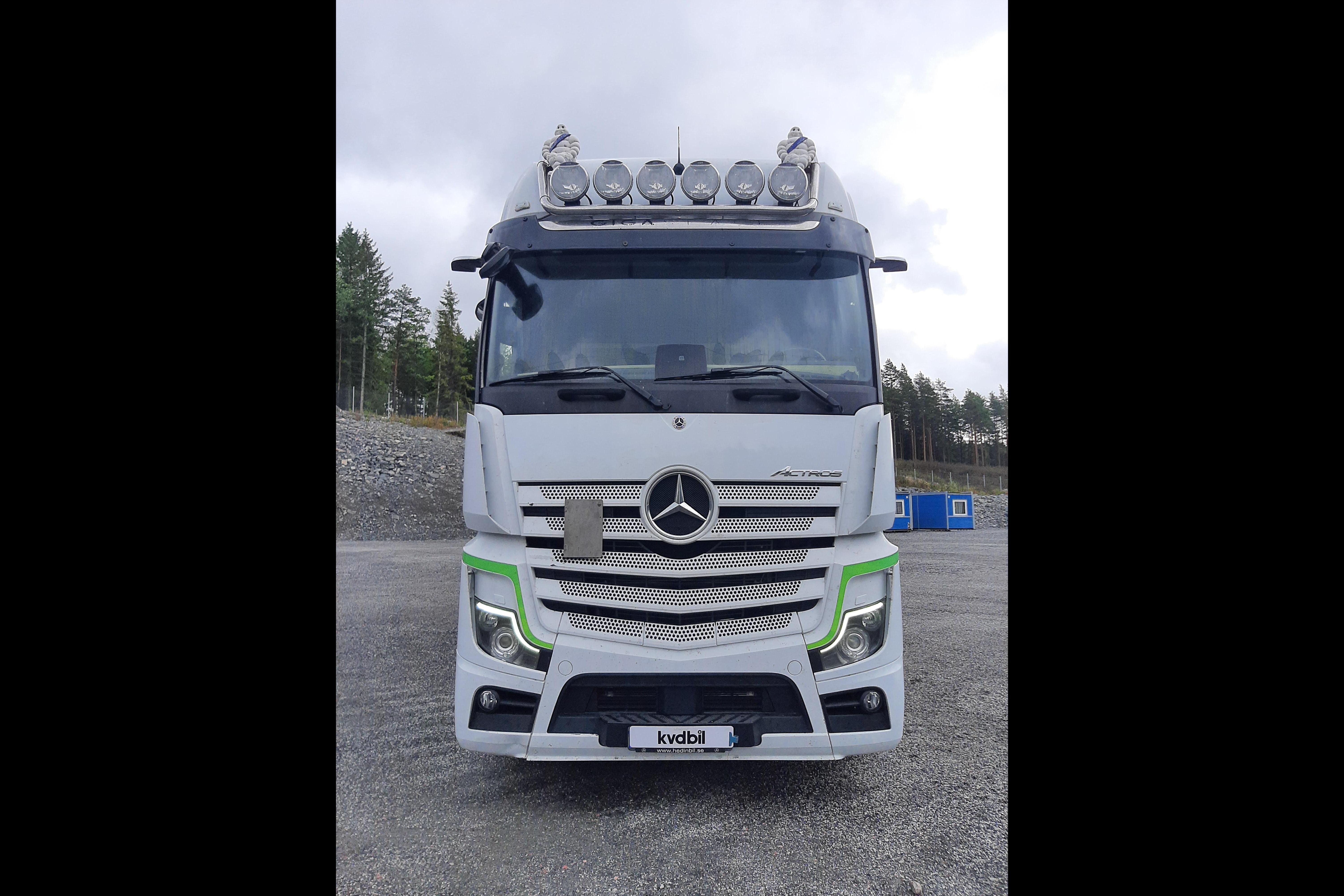 Mercedes ACTROS - 597 205 km - Automatyczna - biały - 2020