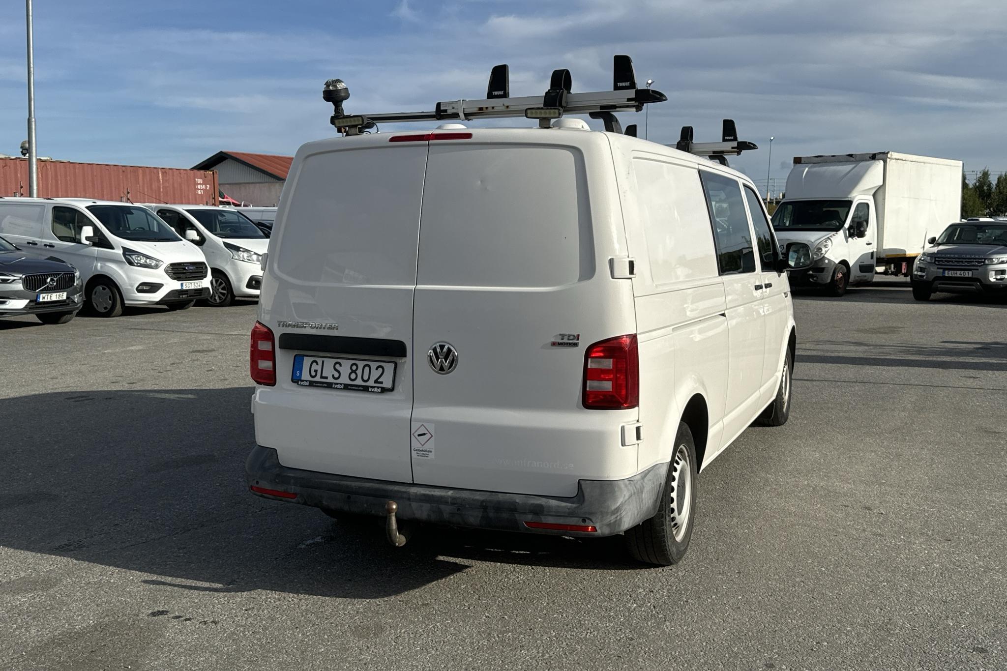 VW Transporter Kombi T6 2.0 TDI BMT 4MOTION (150hk) - 208 930 km - Käsitsi - valge - 2017