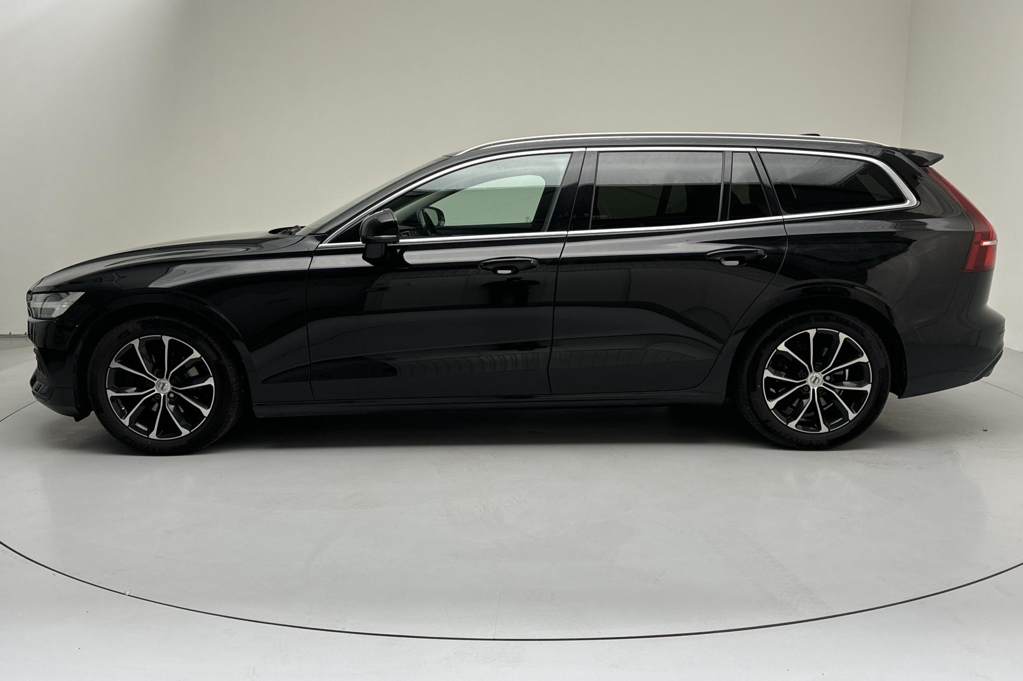 Volvo V60 D4 AWD (190hk) - 140 590 km - Automatic - black - 2020