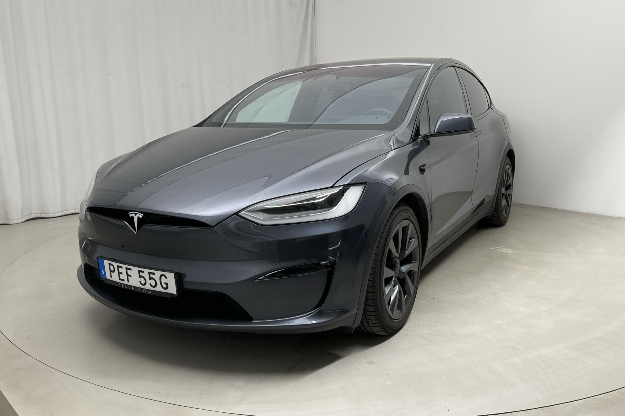 Tesla Model X AWD - 1 749 mil - Automat - grå - 2023