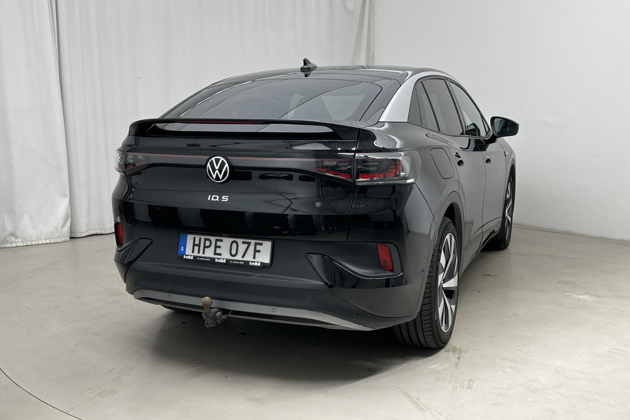 VW ID.5 77kWh (204hk) - 7 961 mil - Automat - svart - 2022