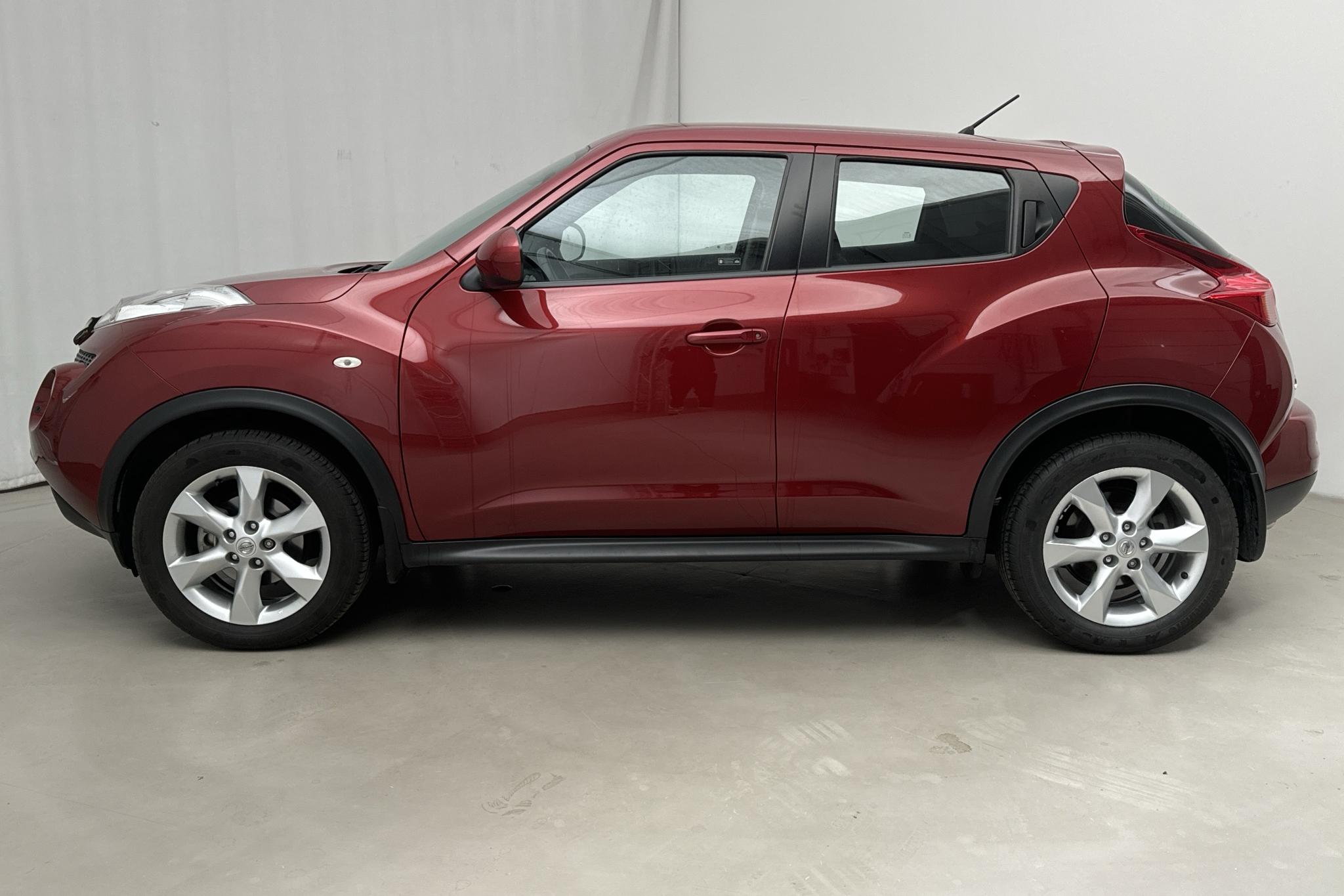 Nissan Juke 1.6 (117hk) - 34 840 km - Automatic - Dark Red - 2012