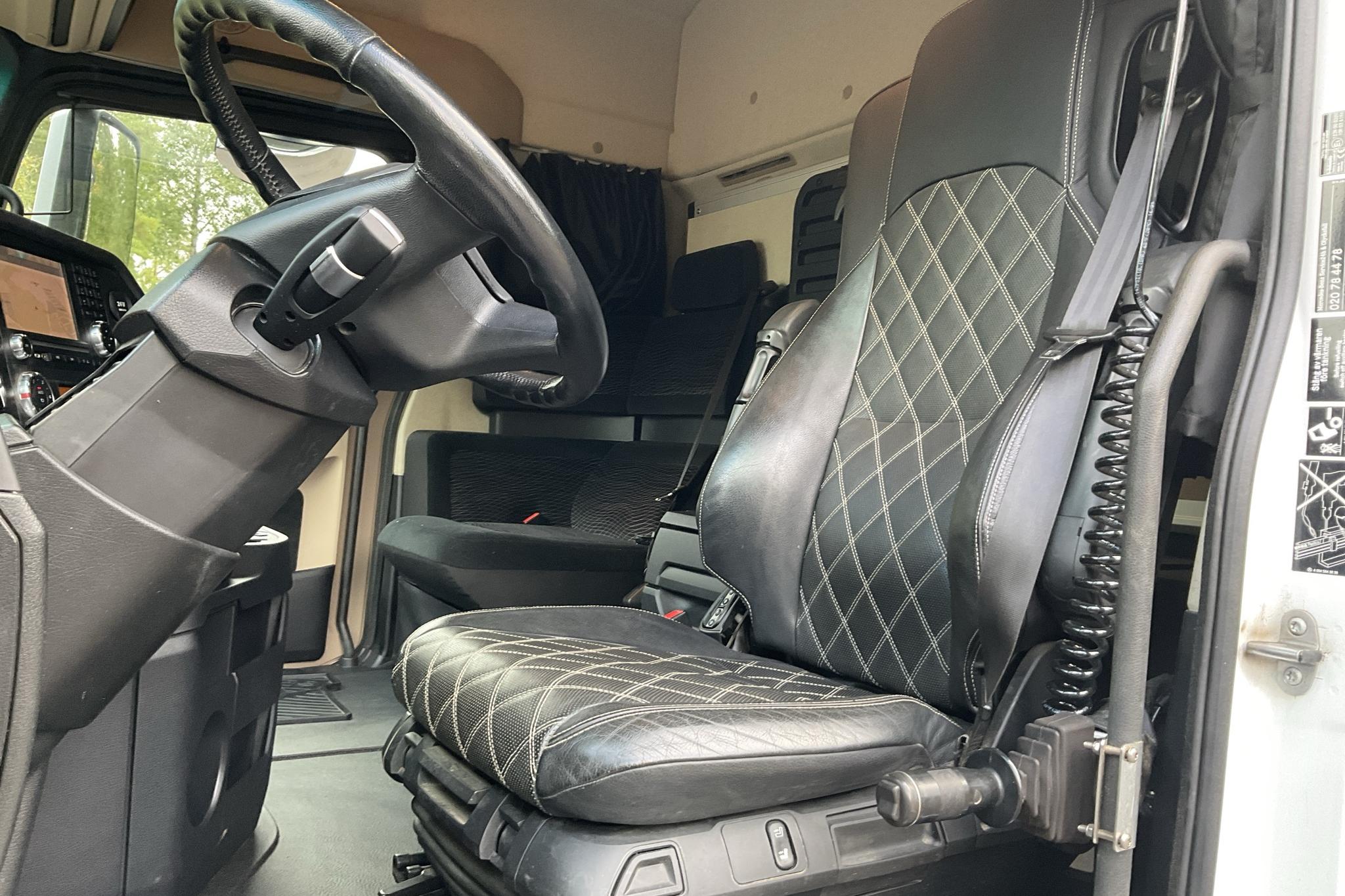 Mercedes BENZ Actros - 94 358 km - Automatyczna - 2017