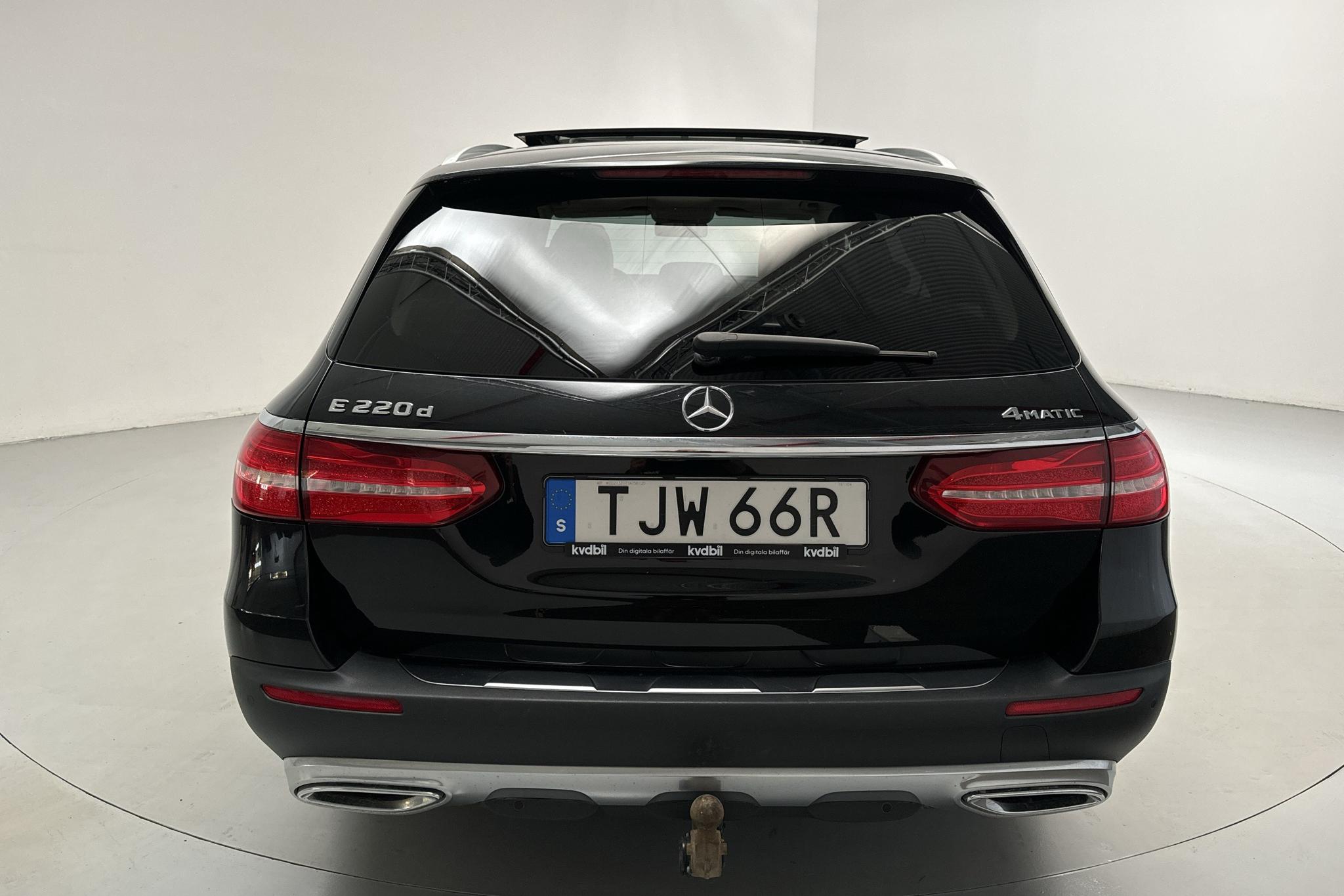 Mercedes E 220 d 4MATIC Kombi All-Terrain S213 (194hk) - 214 420 km - Automaattinen - musta - 2020