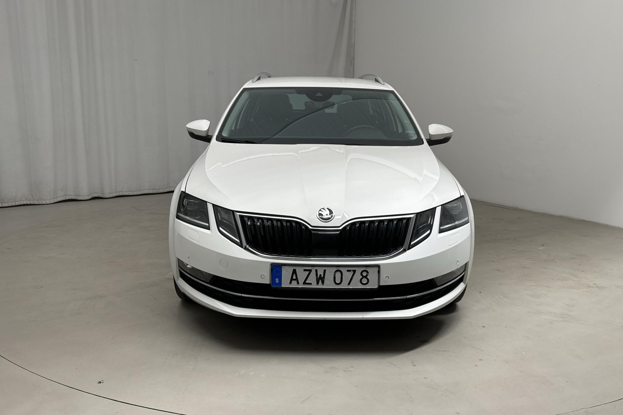 Skoda Octavia III 1.6 TDI Combi (115hk) - 161 610 km - Automaattinen - valkoinen - 2019