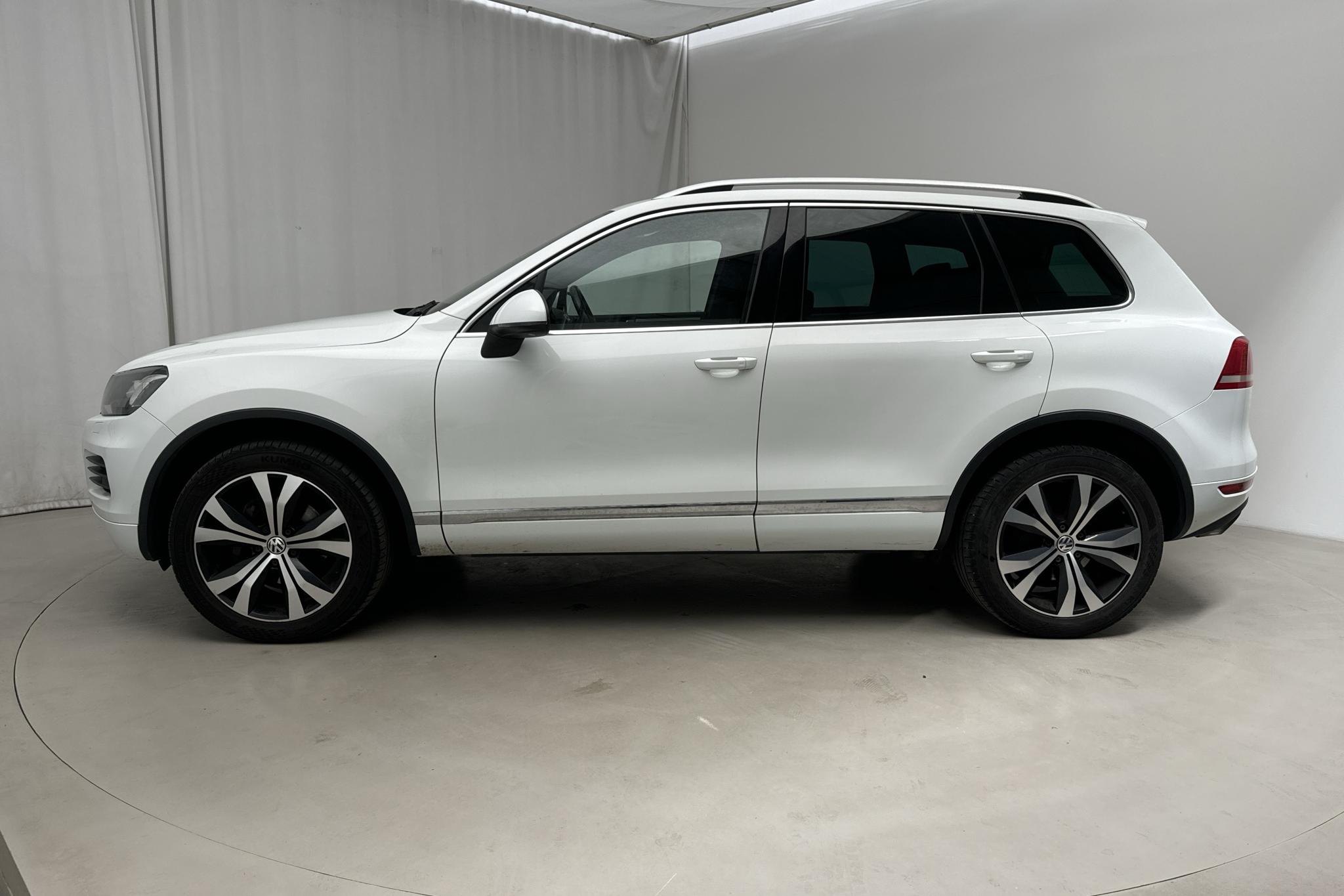 VW Touareg V6 TDI BlueMotion Technology (245hk) - 183 220 km - Automaatne - valge - 2013