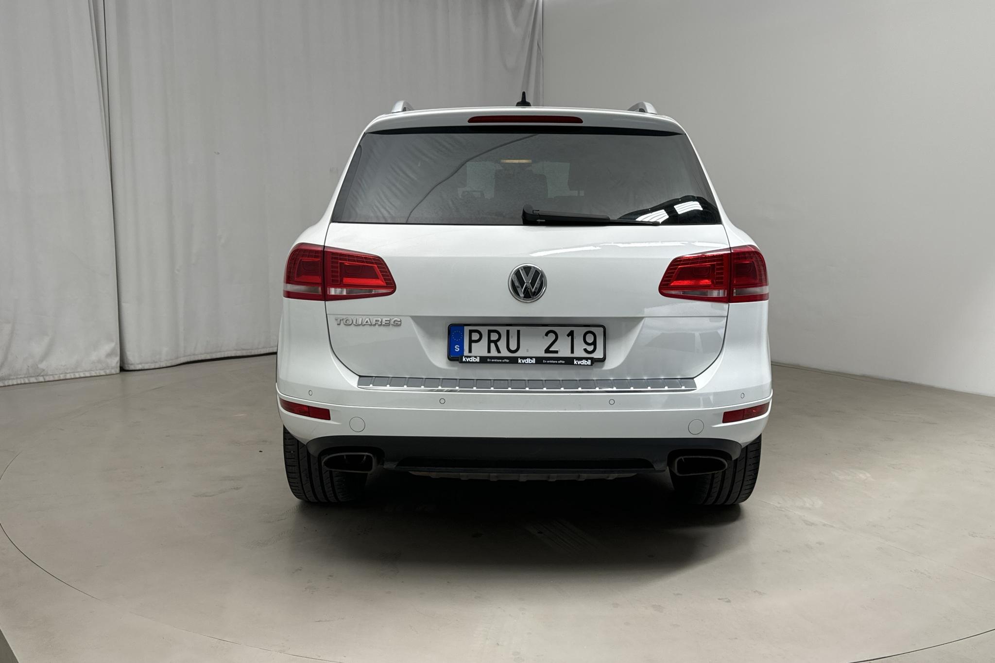 VW Touareg V6 TDI BlueMotion Technology (245hk) - 183 220 km - Automaatne - valge - 2013