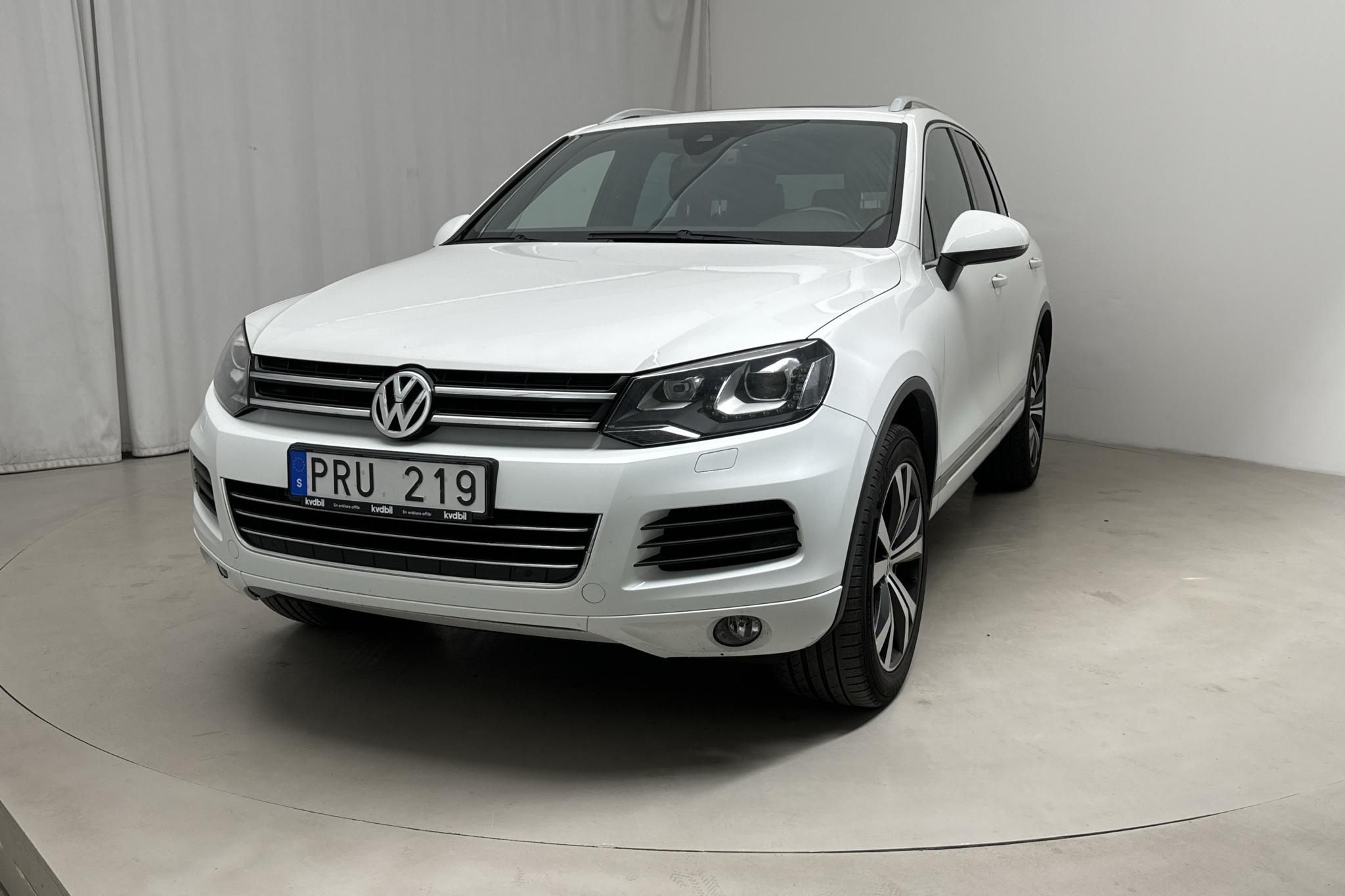 VW Touareg V6 TDI BlueMotion Technology (245hk) - 183 220 km - Automatic - white - 2013