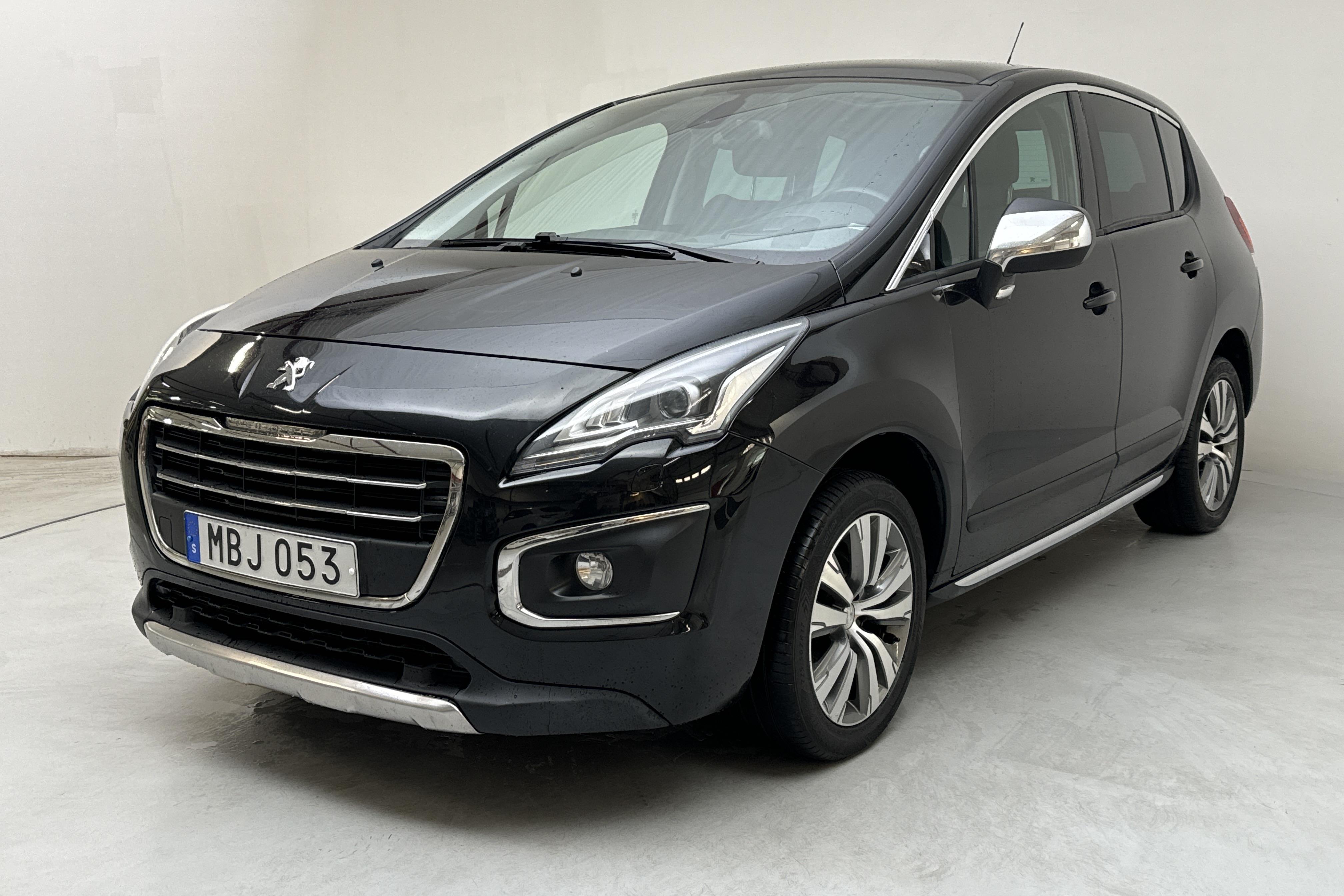 Peugeot 3008 BlueHDi (120hk) - 15 360 mil - Automat - svart - 2016