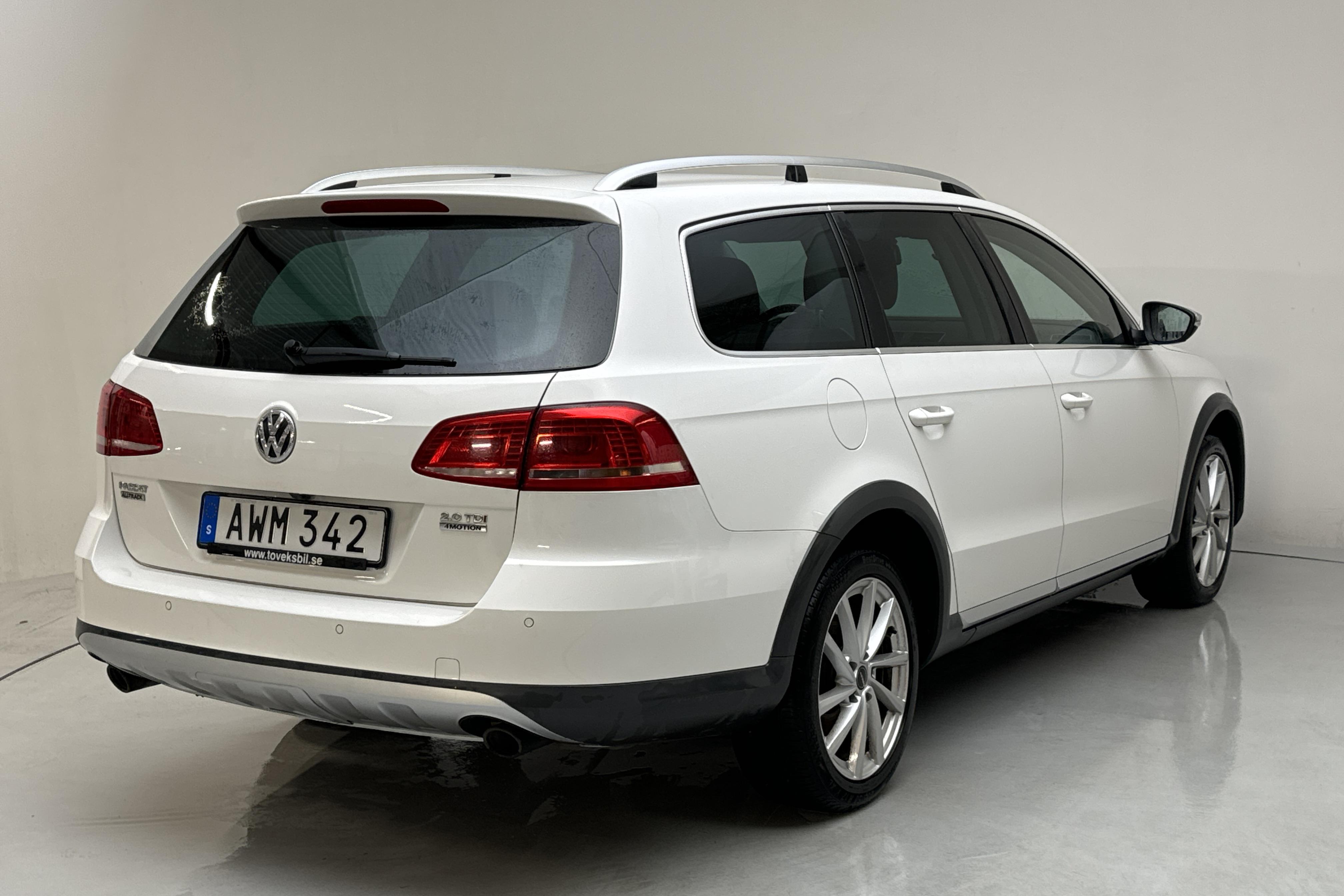 VW Passat Alltrack 2.0 TDI BlueMotion Technology 4Motion (177hk) - 181 800 km - Automatic - white - 2015