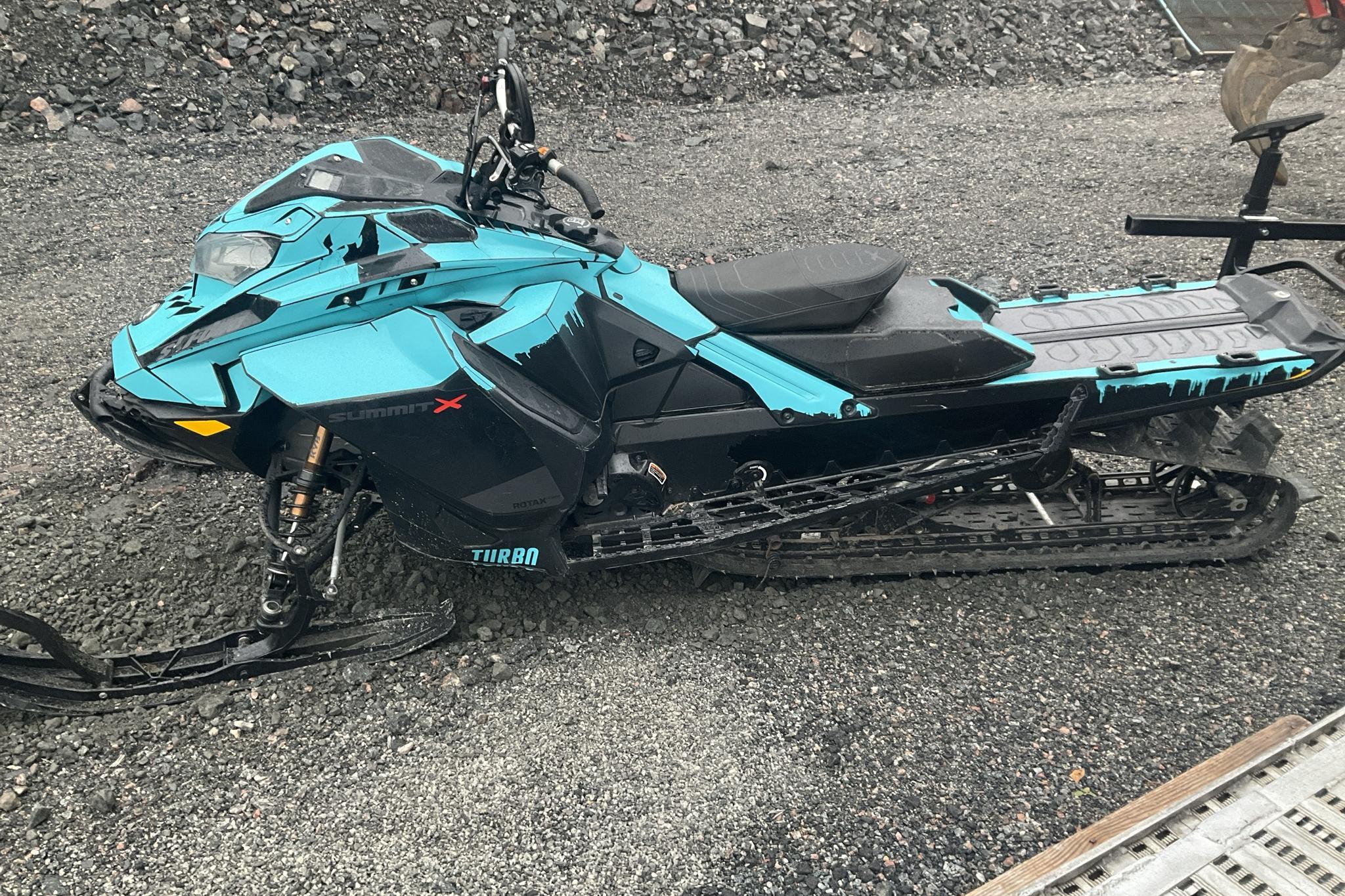 ski-doo SUMMIT 850 T EXPERT 154" Snöskoter - 100 mil - Automat - 2021