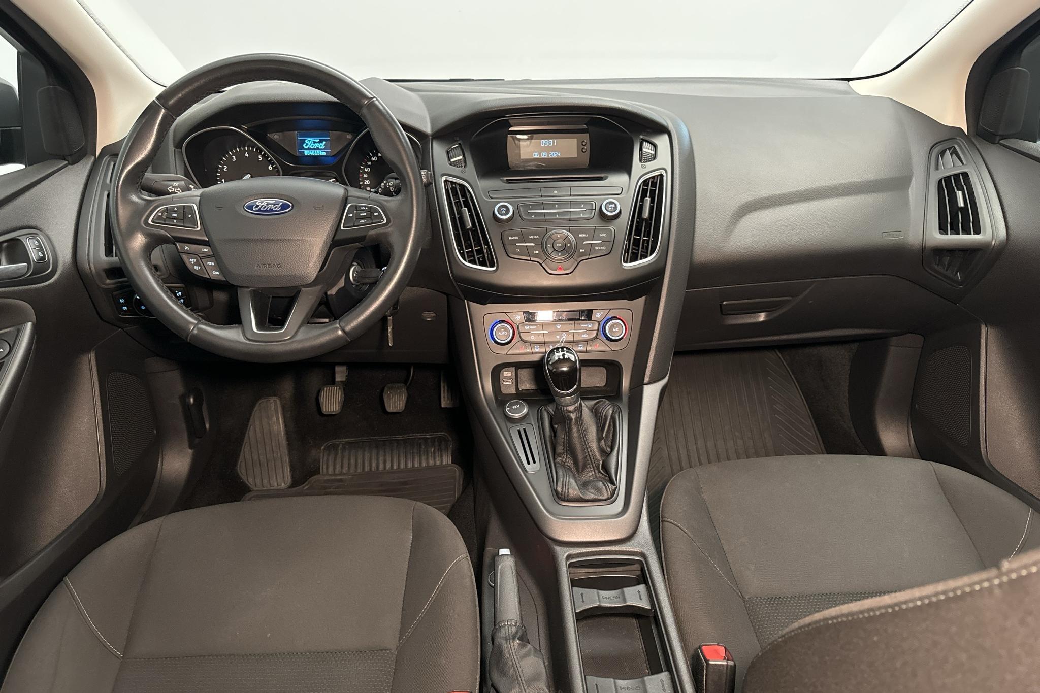 Ford Focus 1.6 Ti-VCT 5dr (120hk) - 84 610 km - Manualna - brązowy - 2015