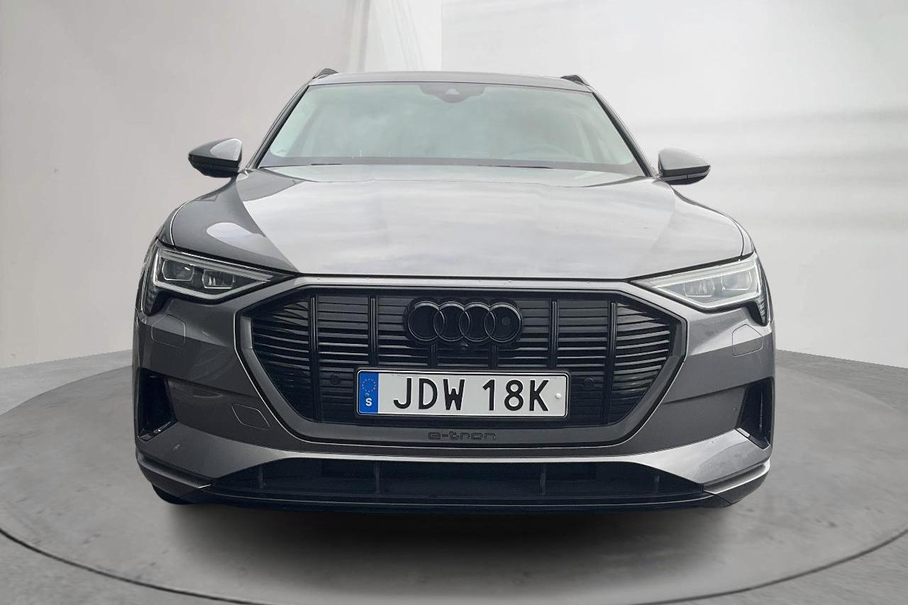 Audi e-tron 55 quattro 95 kWh (360hk) - 59 660 km - Automaattinen - harmaa - 2020