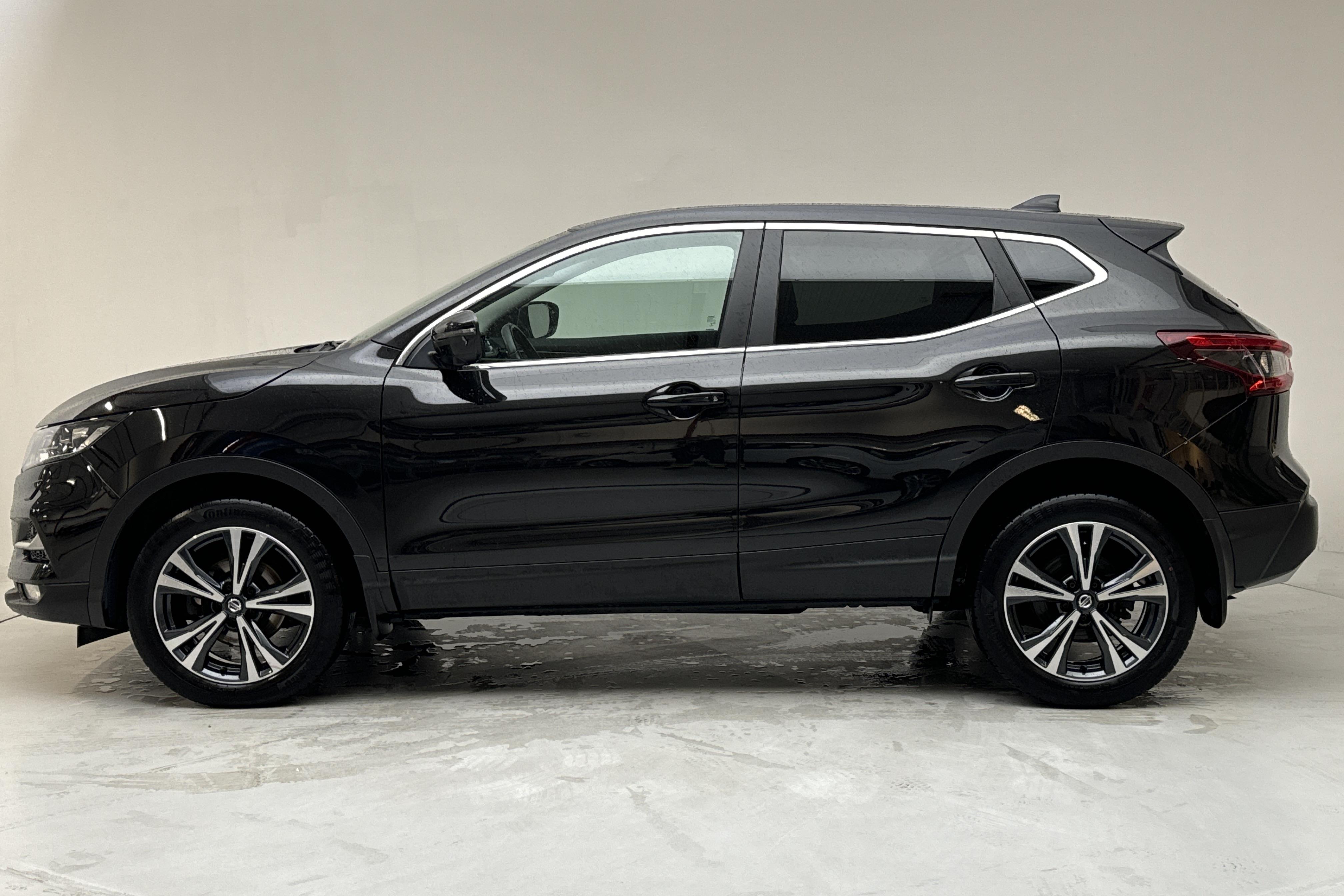 Nissan Qashqai 1.3 DIG-T (160hk) - 50 610 km - Automatic - black - 2020