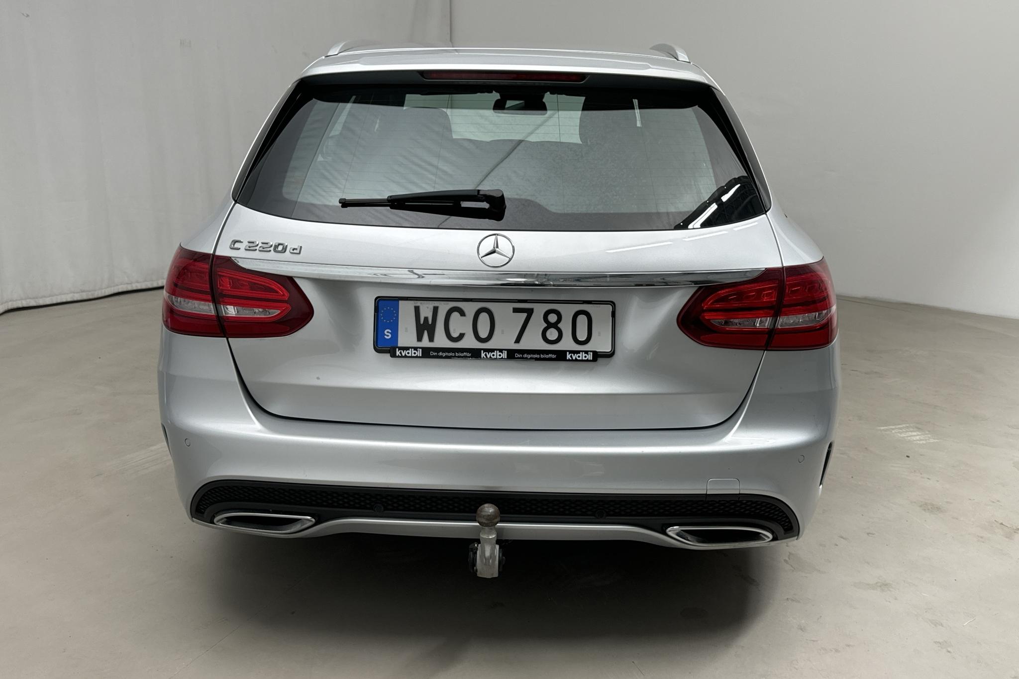 Mercedes C 220 d Kombi S205 (170hk) - 72 660 km - Automatyczna - srebro - 2017