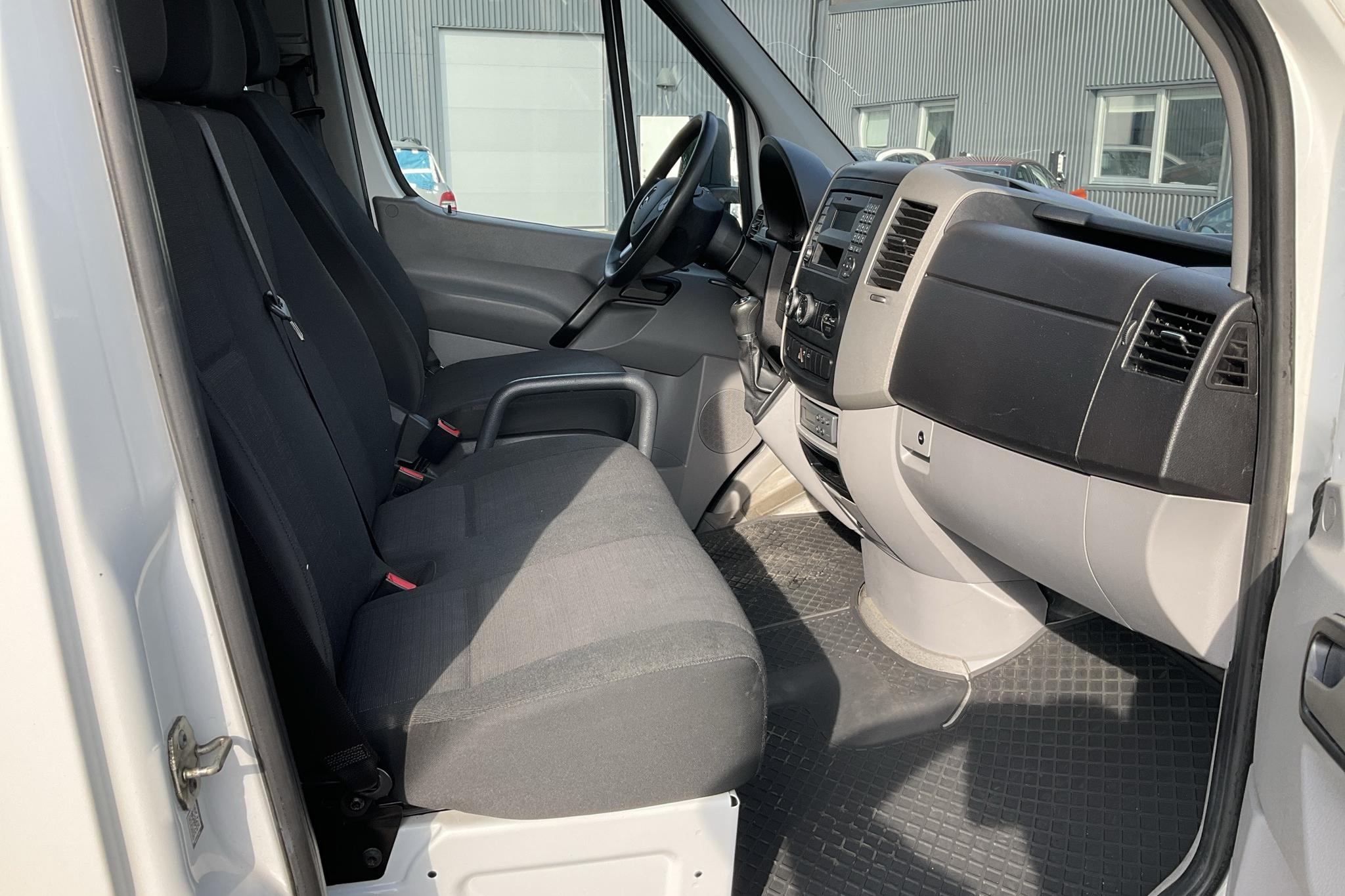 Mercedes Sprinter 316 CDI Volymskåp (163hk) - 159 280 km - Automaatne - valge - 2017