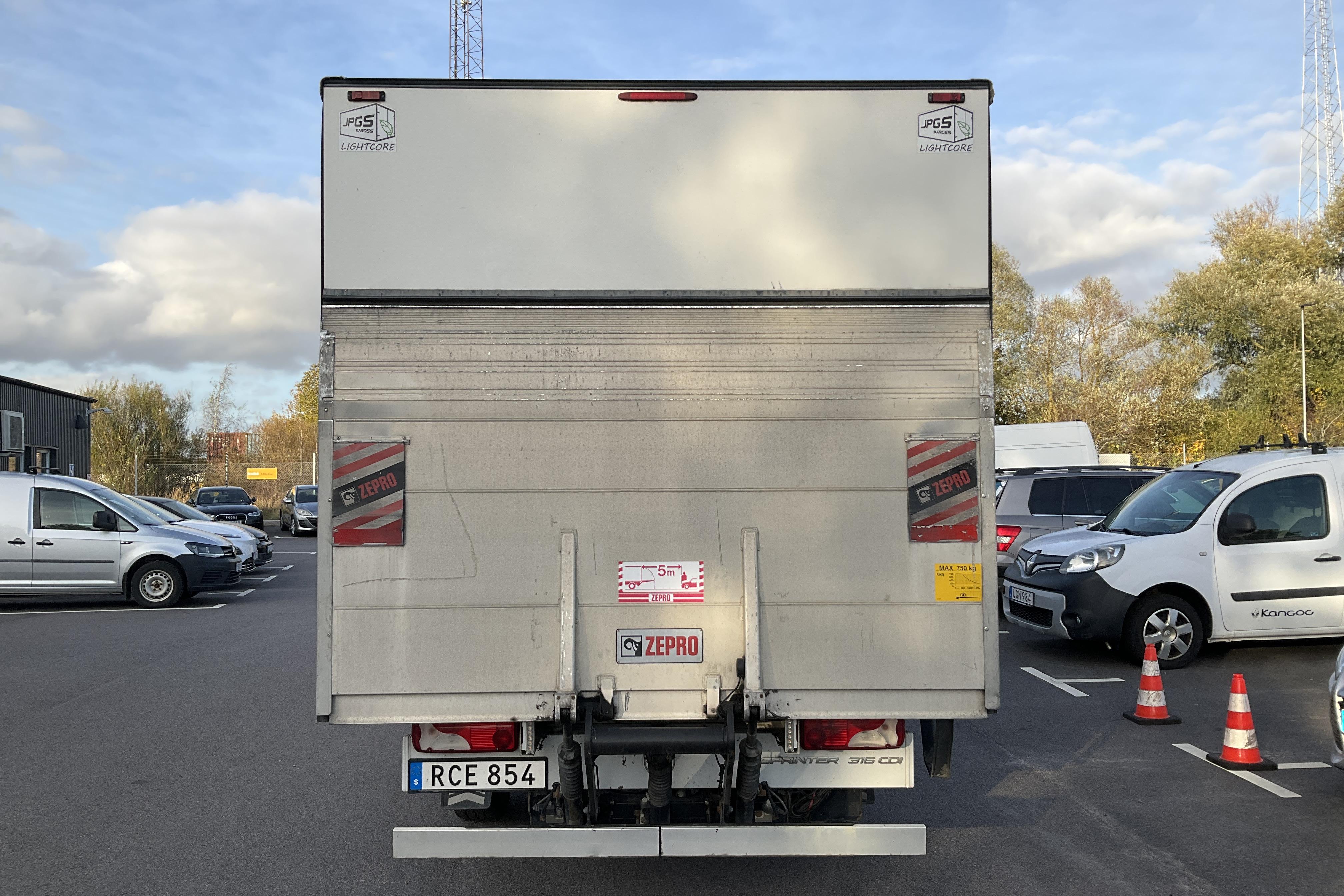 Mercedes Sprinter 316 CDI Volymskåp (163hk) - 21 712 mil - Automat - vit - 2017