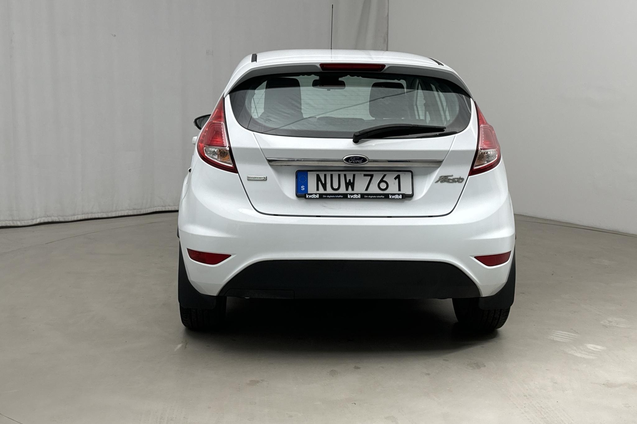 Ford Fiesta 1.0T EcoBoost 5dr (100hk) - 68 570 km - Manuaalinen - valkoinen - 2016