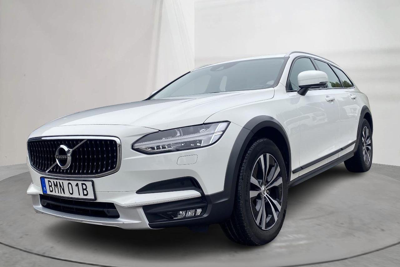 Volvo V90 D4 Cross Country AWD (190hk) - 8 994 mil - Automat - vit - 2020