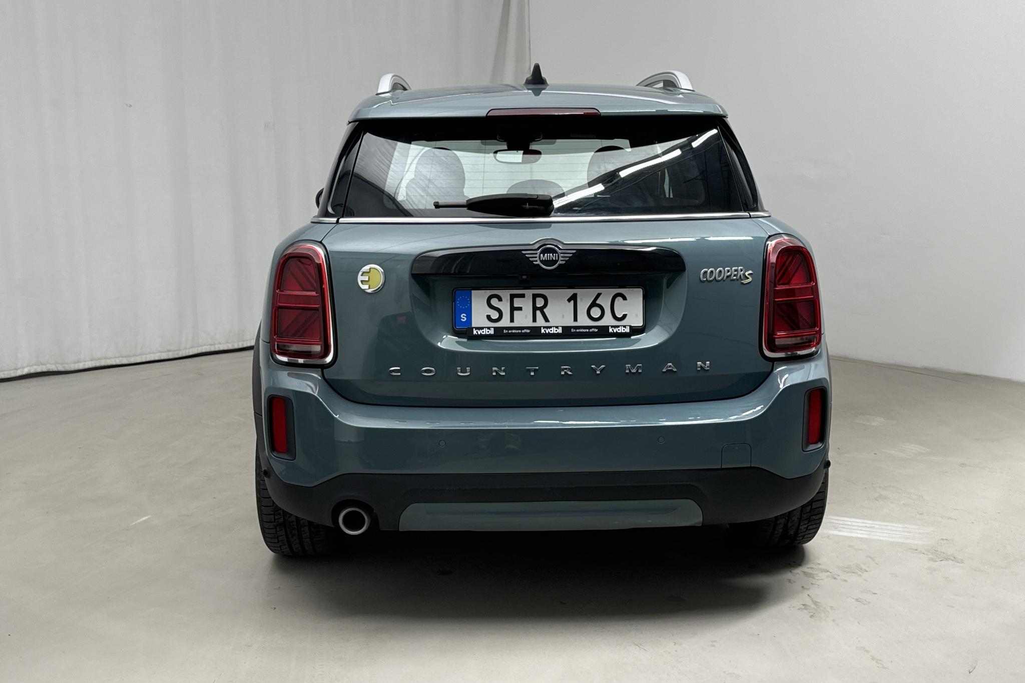 MINI Cooper S E ALL4 Countryman 10,0 kWh, F60 LCI (224hk) - 25 370 km - Automaatne - roheline - 2021