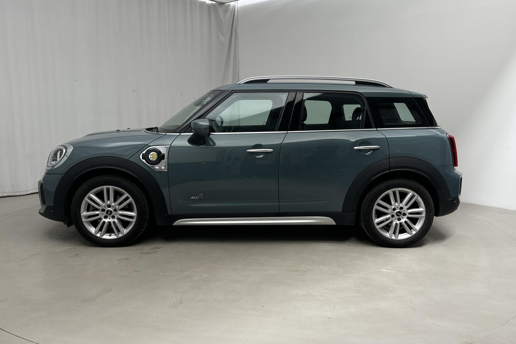 MINI Cooper S E ALL4 Countryman 10,0 kWh, F60 LCI (224hk) - 25 370 km - Automatic - green - 2021